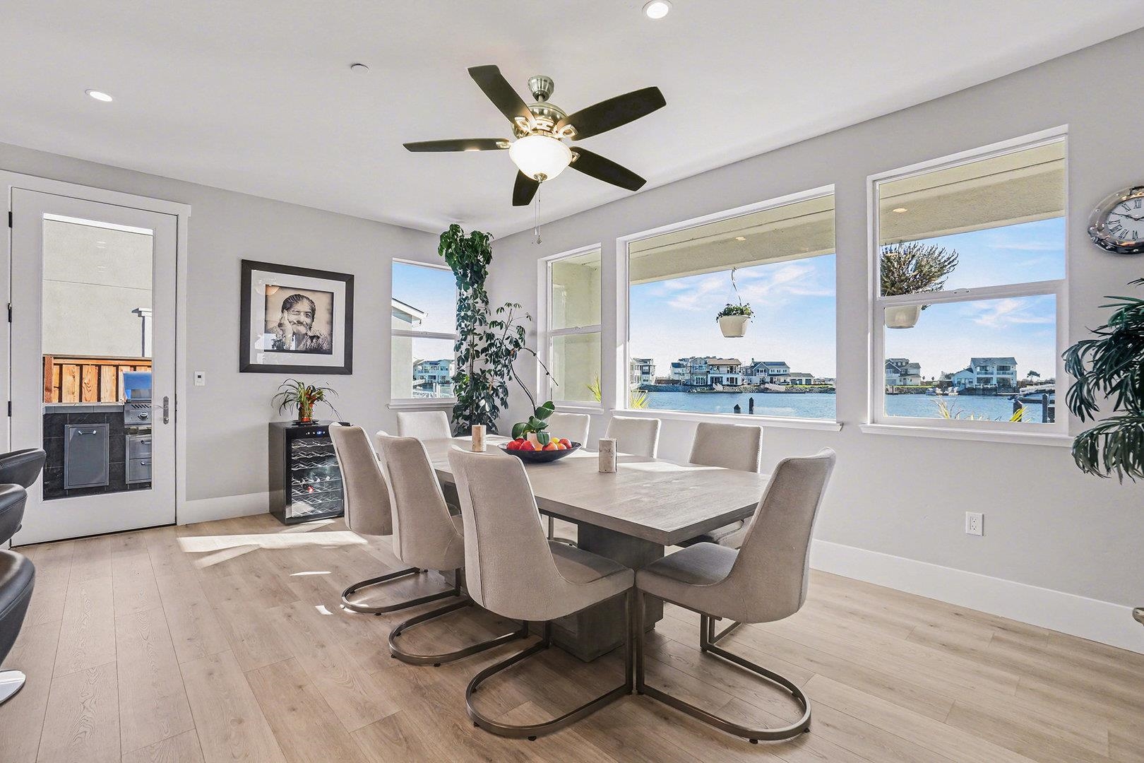 Detail Gallery Image 9 of 52 For 512 Channel, Bethel Island,  CA 94511 - 3 Beds | 3 Baths