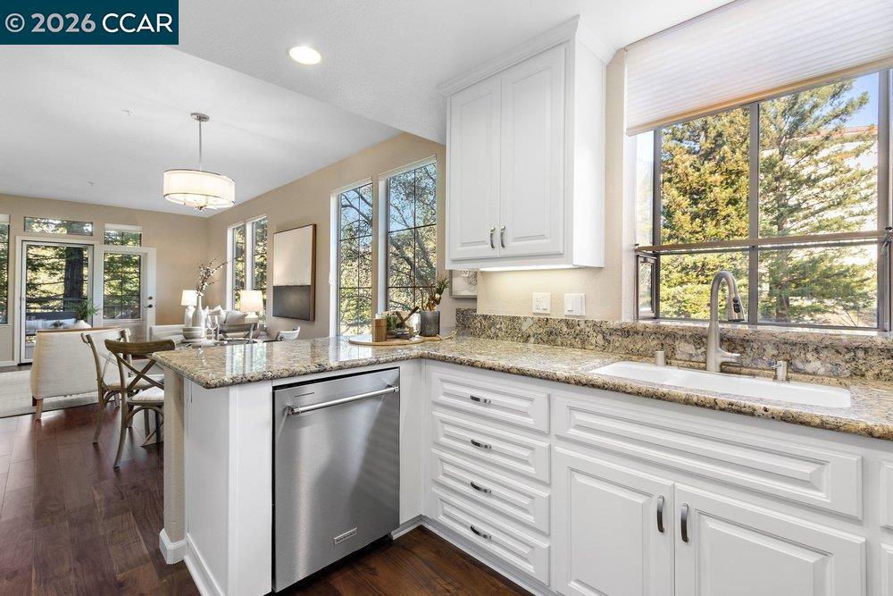 Photo #11: 41121224 Listing: Photo #11