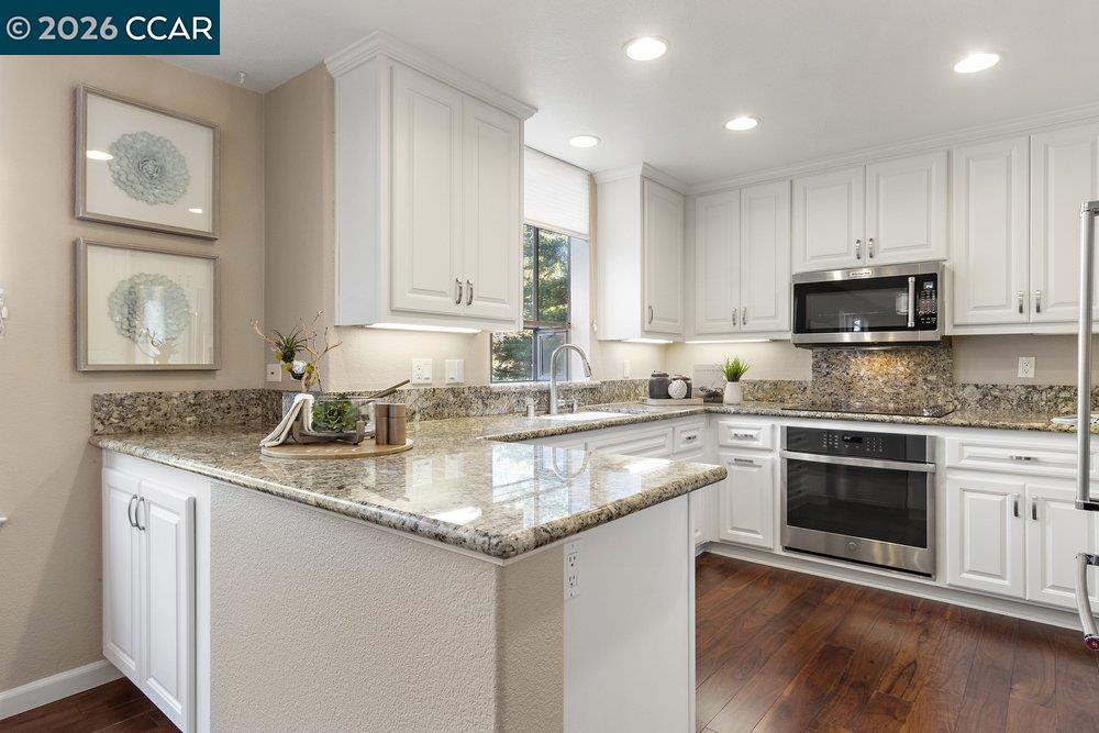 Photo #12: 41121224 Listing: Photo #12