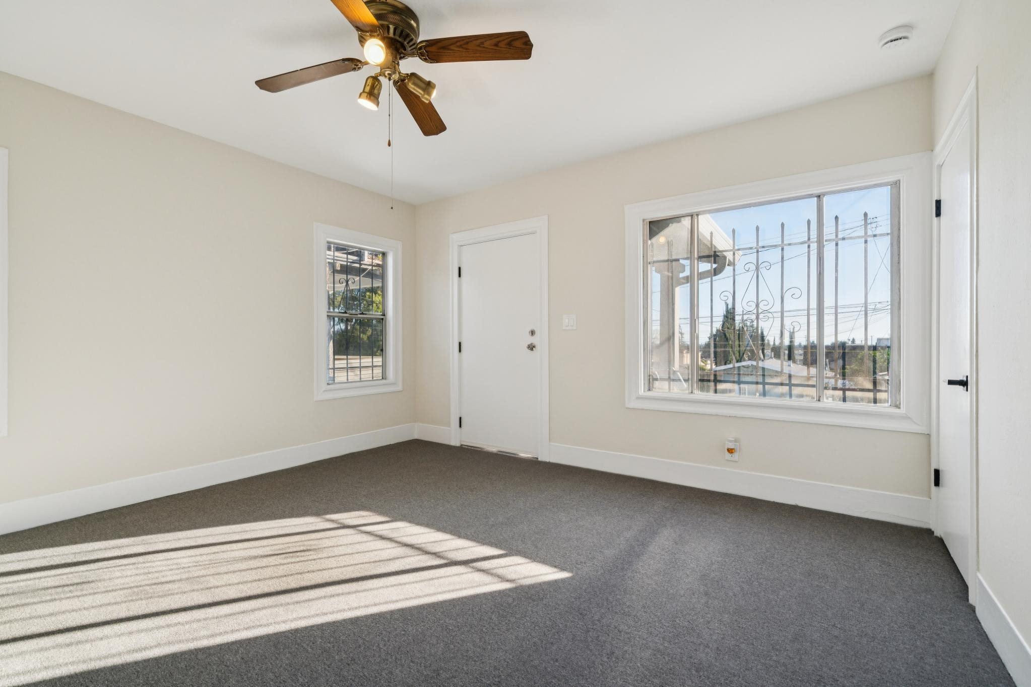 Detail Gallery Image 6 of 23 For 6628 Brann St, Oakland,  CA 94605 - 1 Beds | 1 Baths