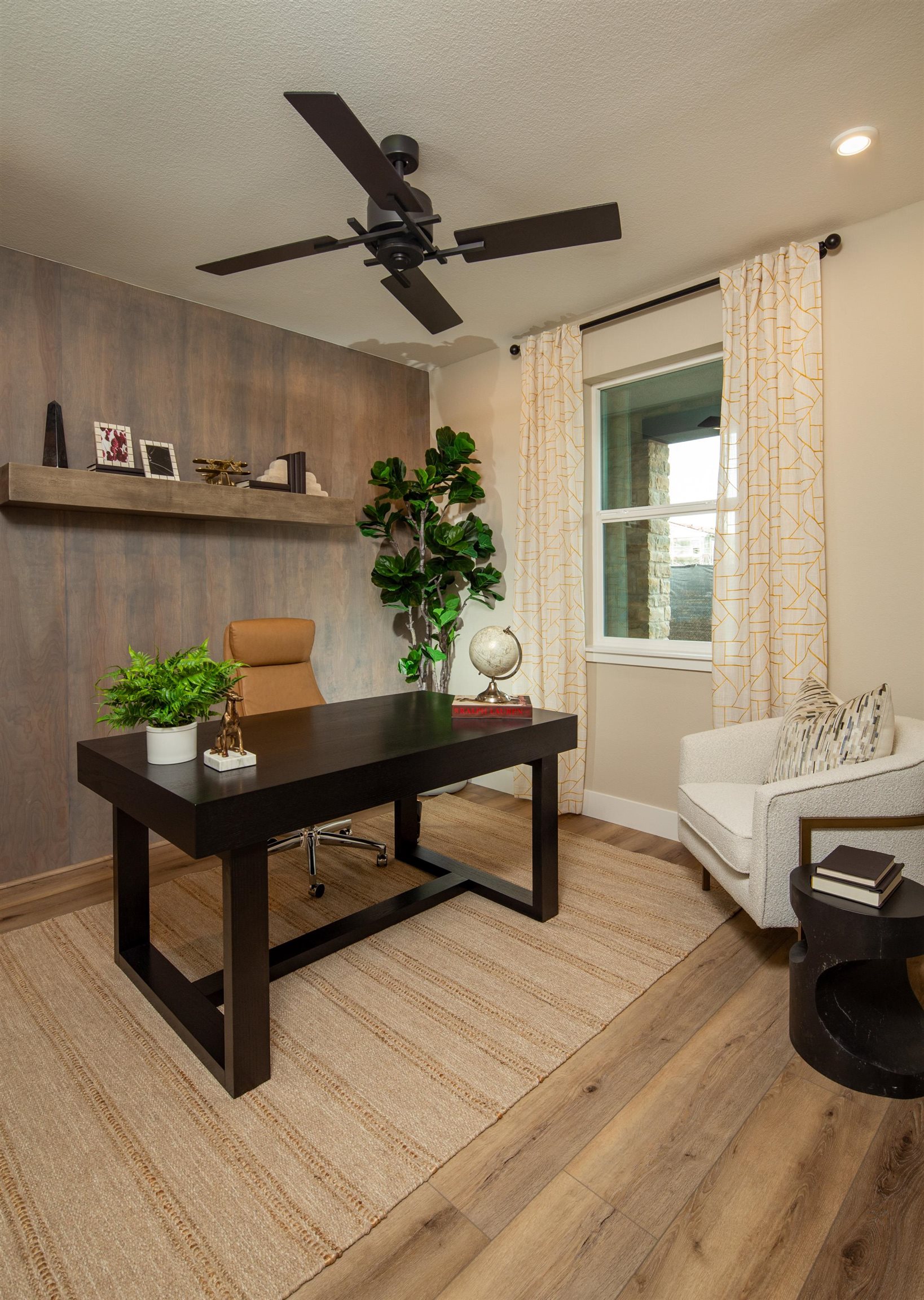 Detail Gallery Image 8 of 18 For 904 More Lane #1802,  Morgan Hill,  CA 95037 - 3 Beds | 3/1 Baths