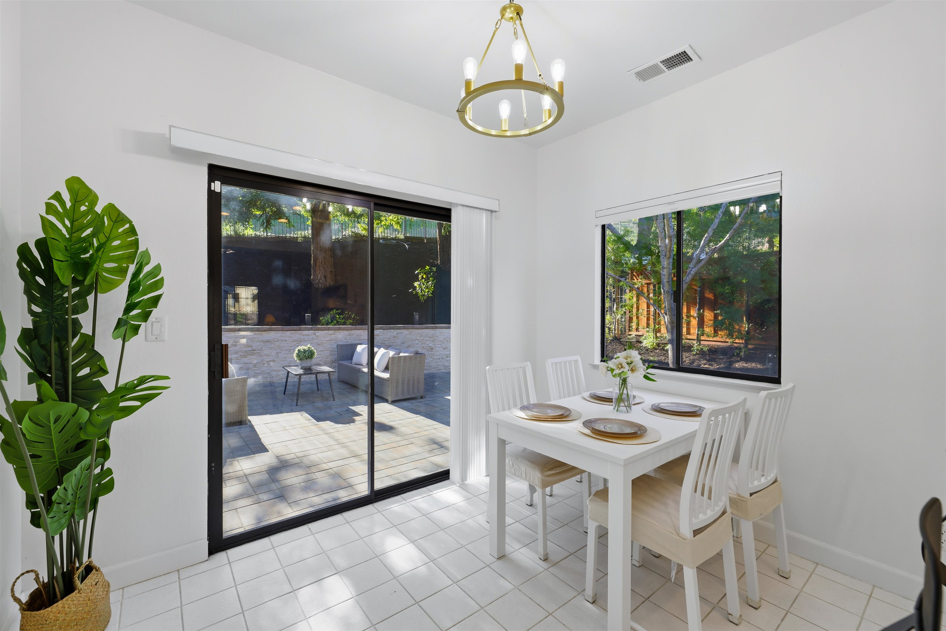 Detail Gallery Image 17 of 60 For 415 Eagle Valley Way, Danville,  CA 94506 - 3 Beds | 2/1 Baths