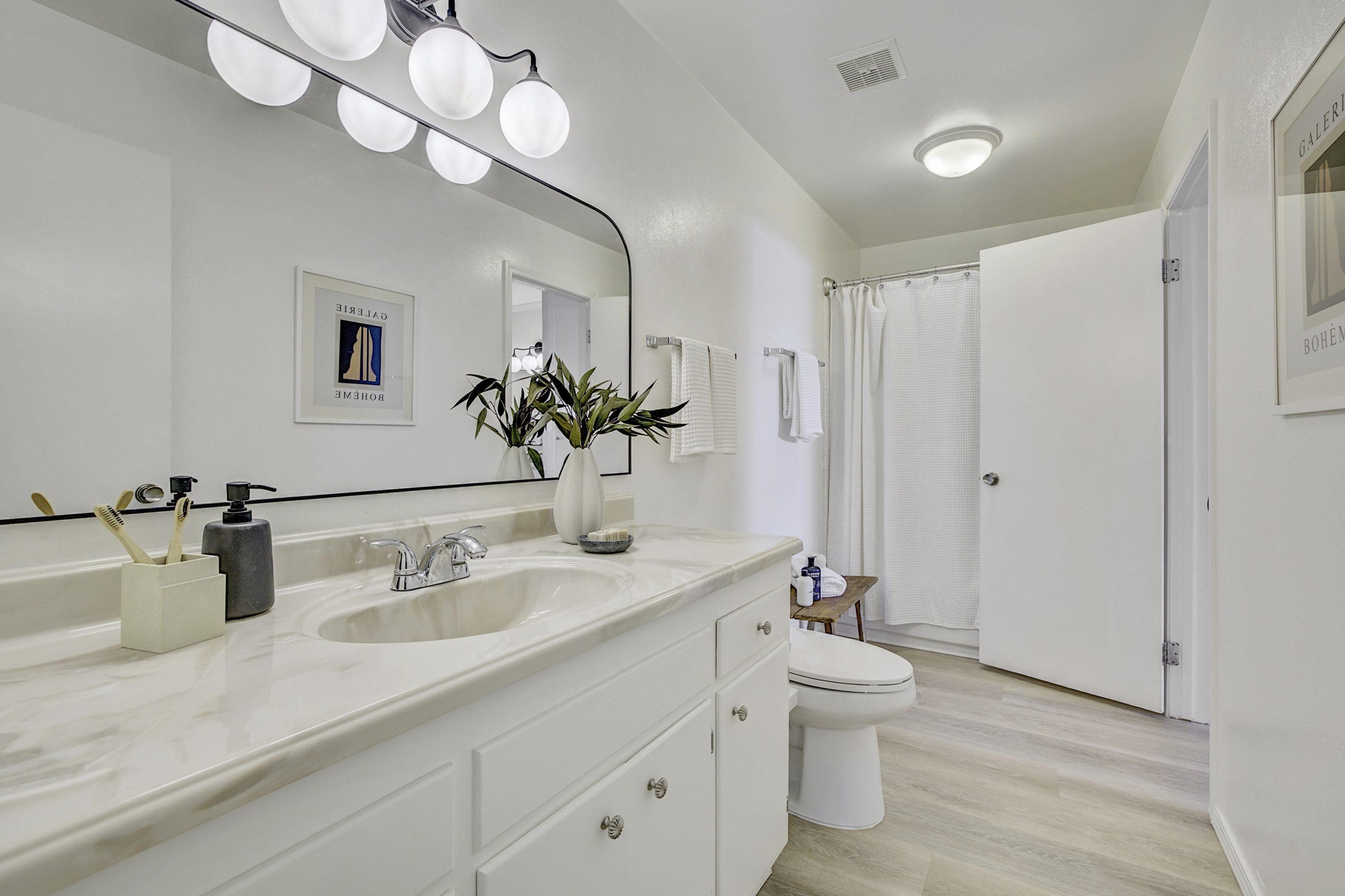Detail Gallery Image 29 of 37 For 3750 Harrison St #304,  Oakland,  CA 94611 - 2 Beds | 1 Baths