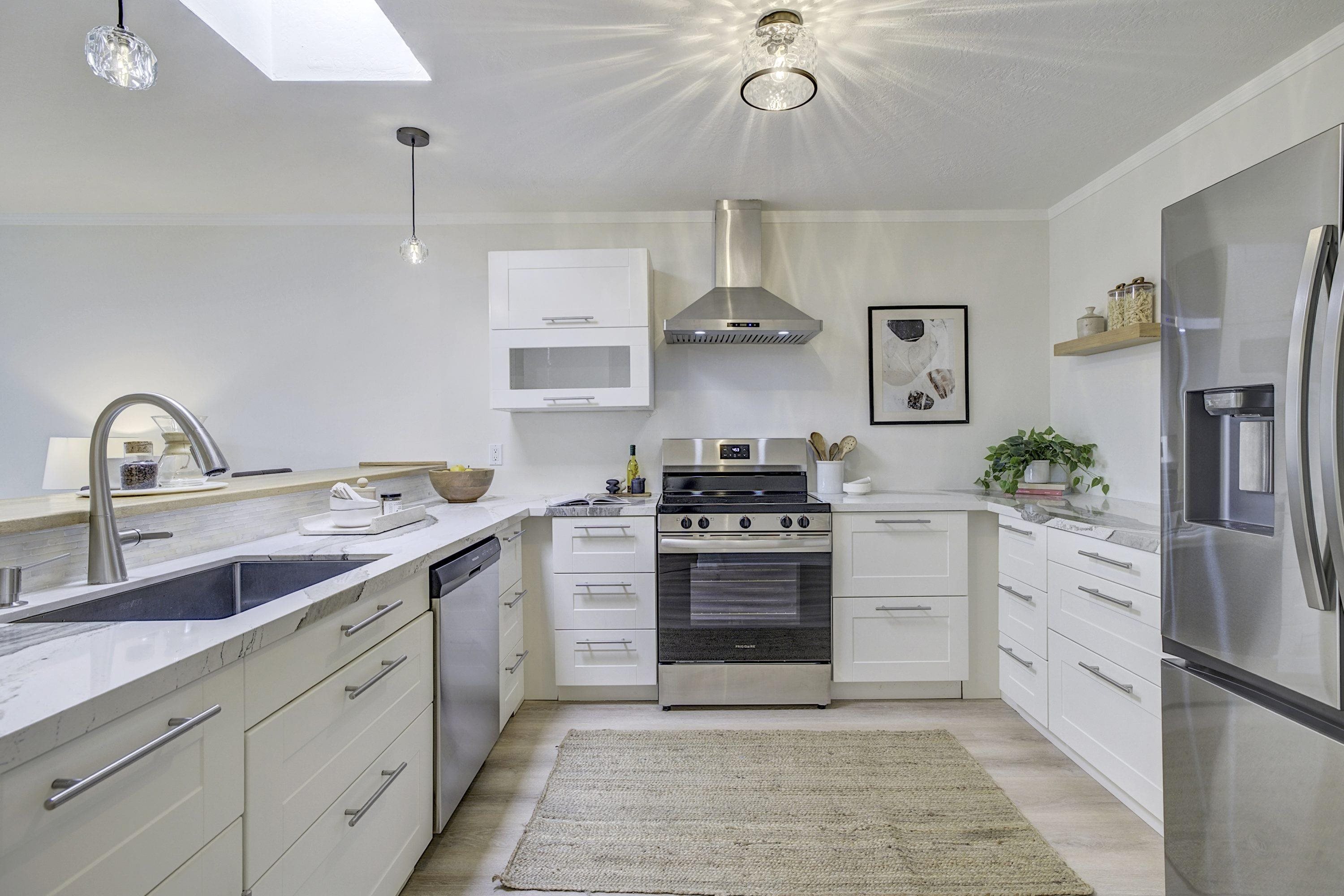 Detail Gallery Image 7 of 37 For 3750 Harrison St #304,  Oakland,  CA 94611 - 2 Beds | 1 Baths