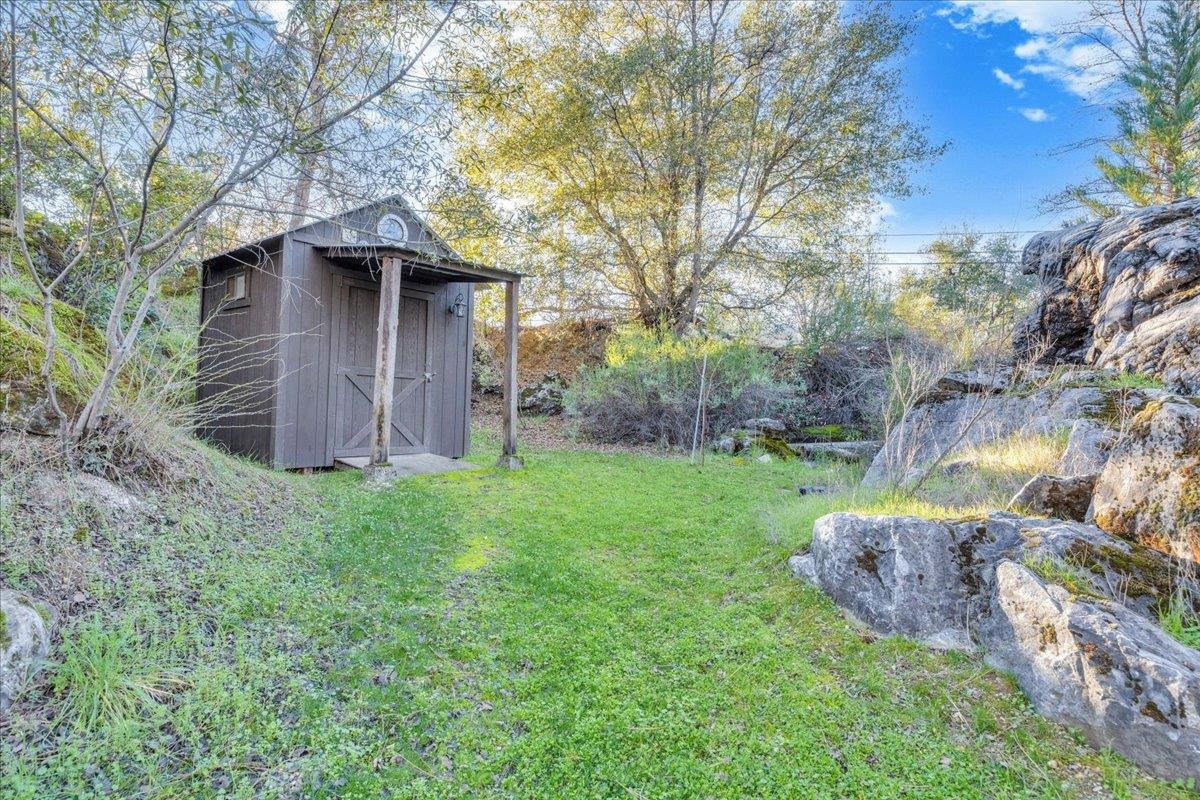 Detail Gallery Image 18 of 60 For 22389 Parrotts Ferry Rd, Sonora,  CA 95370 - 3 Beds | 2 Baths