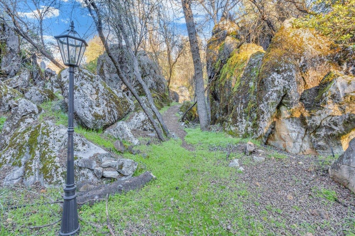 Detail Gallery Image 21 of 60 For 22389 Parrotts Ferry Rd, Sonora,  CA 95370 - 3 Beds | 2 Baths