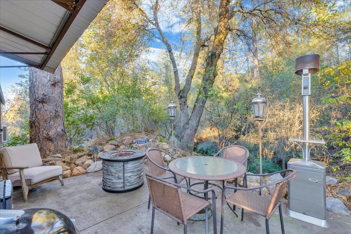 Detail Gallery Image 9 of 60 For 22389 Parrotts Ferry Rd, Sonora,  CA 95370 - 3 Beds | 2 Baths