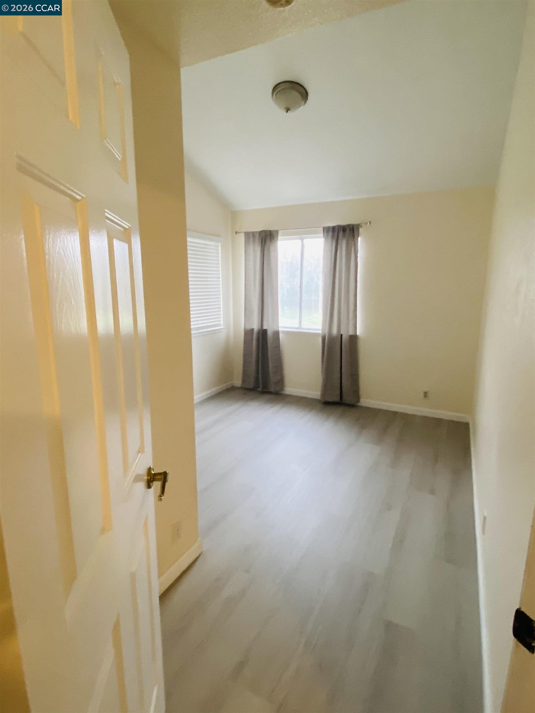 Detail Gallery Image 19 of 40 For 1729 Alum Rock Ct, Modesto,  CA 95358 - 4 Beds | 2/1 Baths