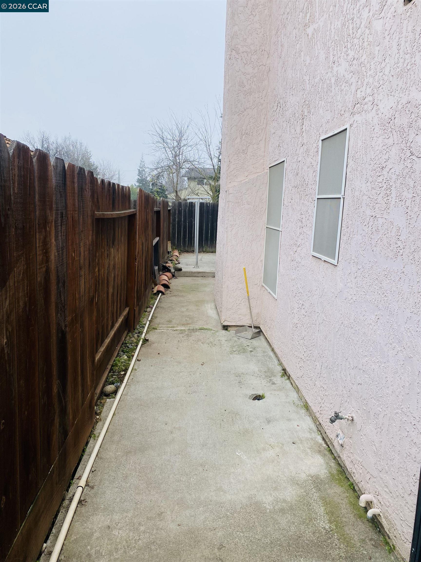 Detail Gallery Image 35 of 40 For 1729 Alum Rock Ct, Modesto,  CA 95358 - 4 Beds | 2/1 Baths