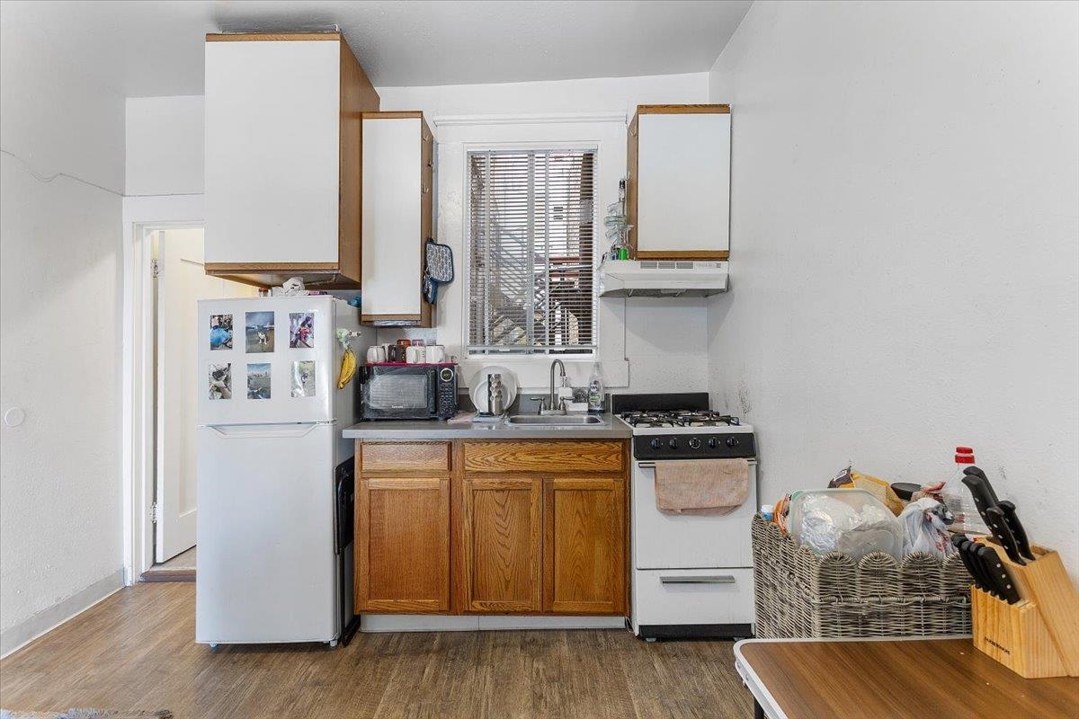 Detail Gallery Image 10 of 44 For 498 25th Street, Oakland,  CA 94612 - – Beds | – Baths