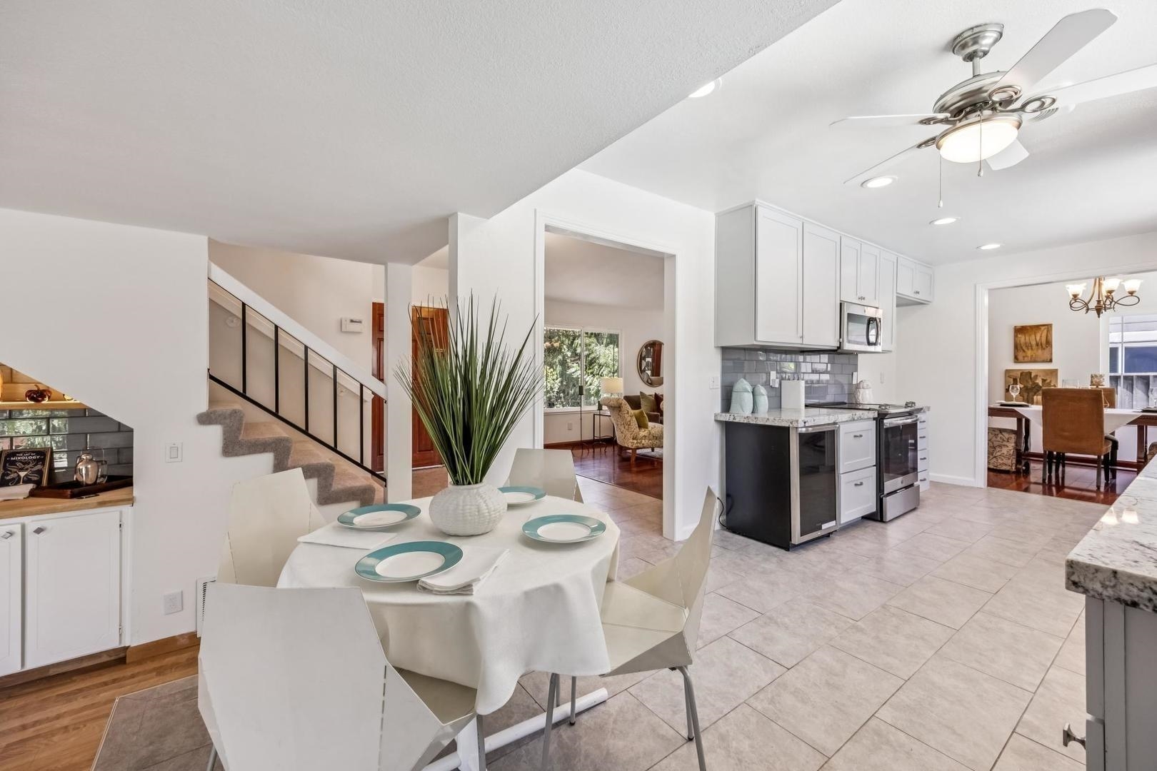 Detail Gallery Image 12 of 54 For 4943 Rice Dr, San Jose,  CA 95111 - 4 Beds | 2/1 Baths