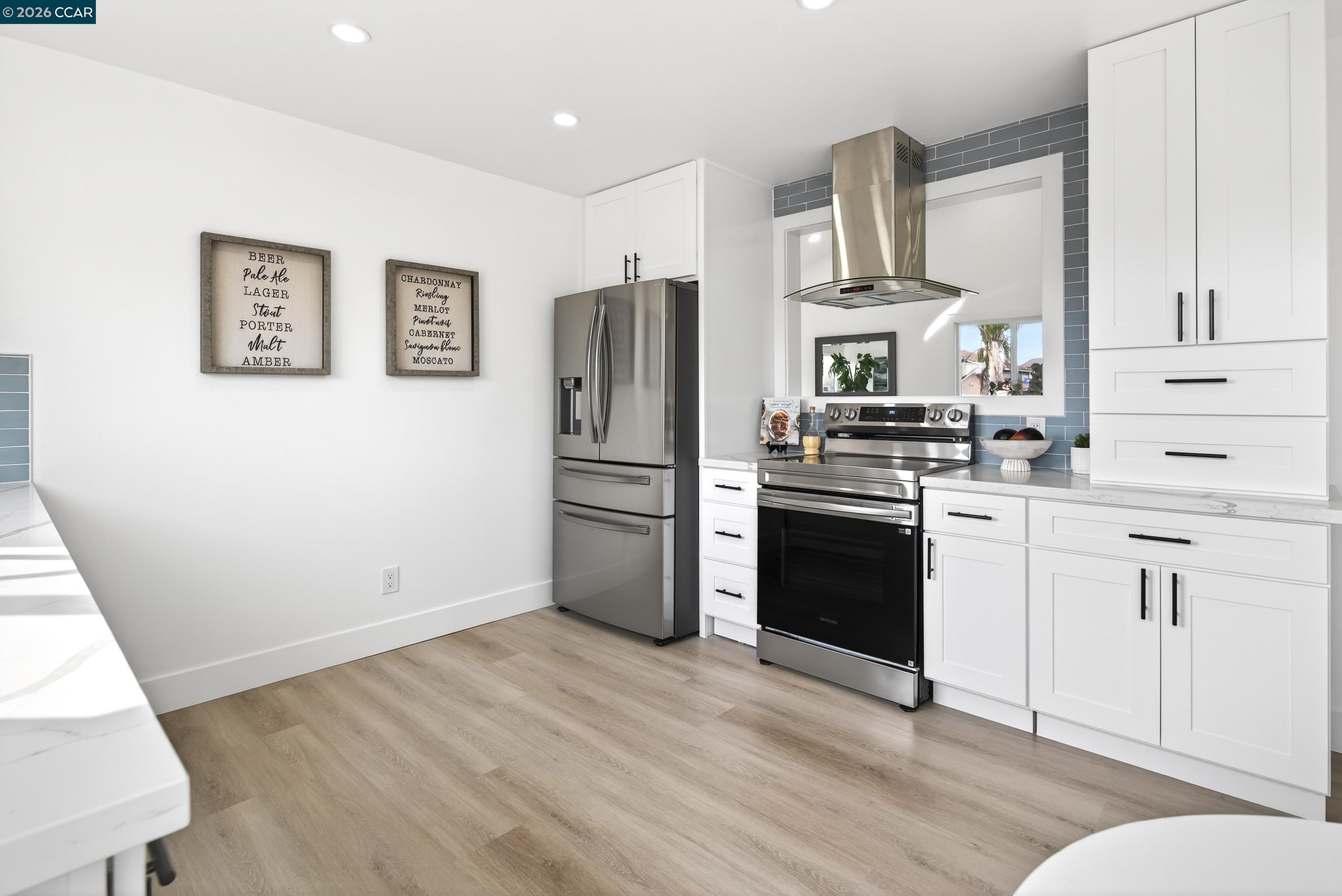 Detail Gallery Image 24 of 60 For 400 Vergel Terrace, Vallejo,  CA 94589-4403 - 5 Beds | 2/1 Baths