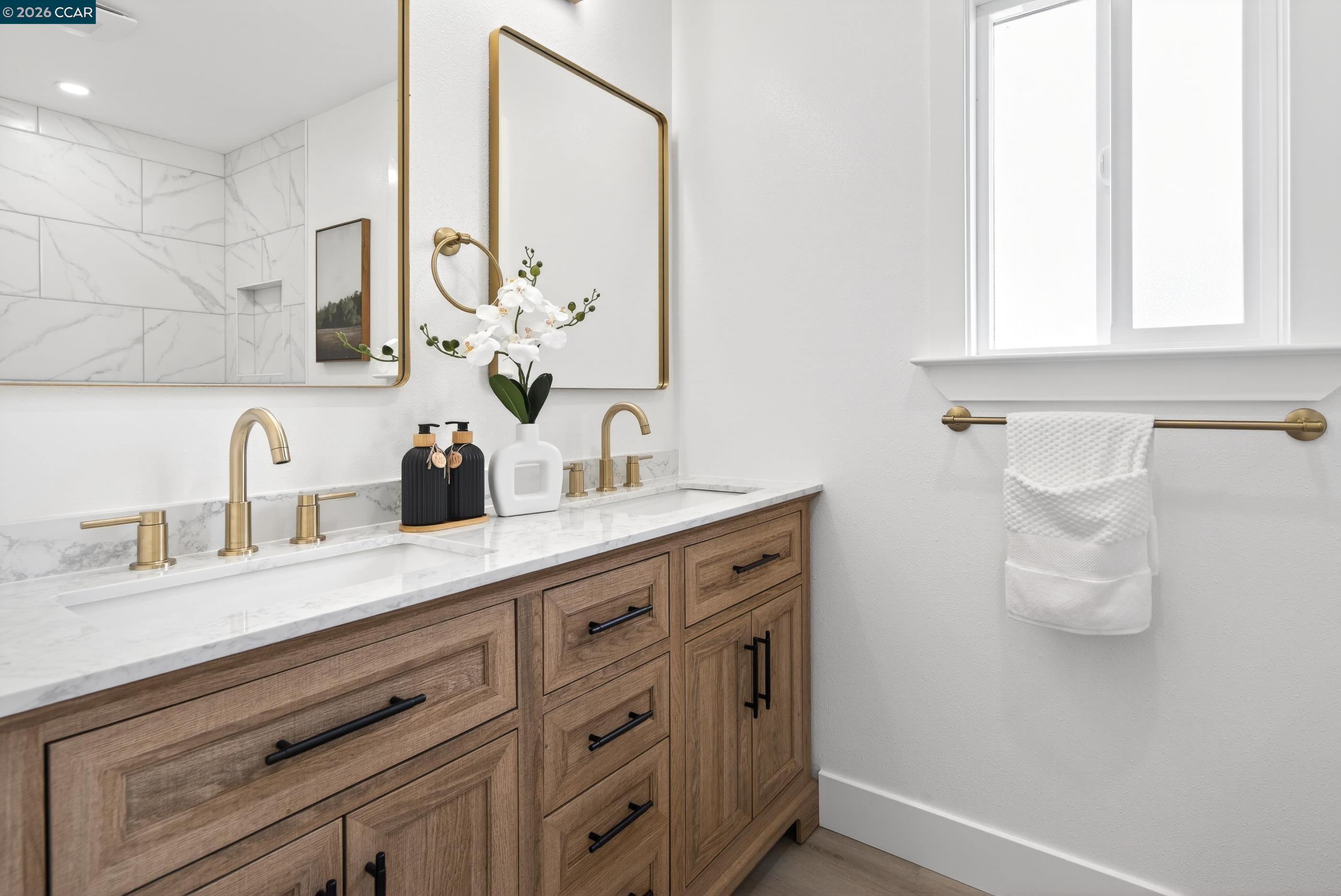 Detail Gallery Image 33 of 60 For 400 Vergel Terrace, Vallejo,  CA 94589-4403 - 5 Beds | 2/1 Baths