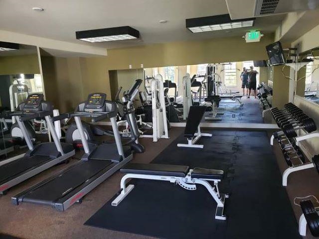 Detail Gallery Image 21 of 22 For 4146 Clarinbridge Cir, Dublin,  CA 94568 - 2 Beds | 2 Baths