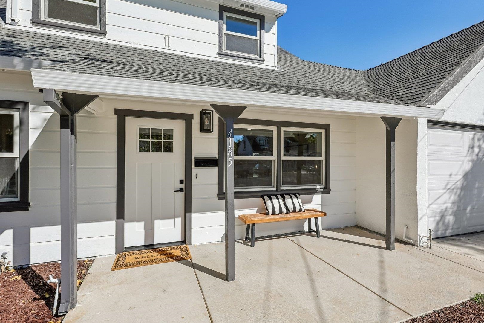 Detail Gallery Image 2 of 32 For 4185 Huckleberry Dr, Concord,  CA 94521 - 4 Beds | 2 Baths