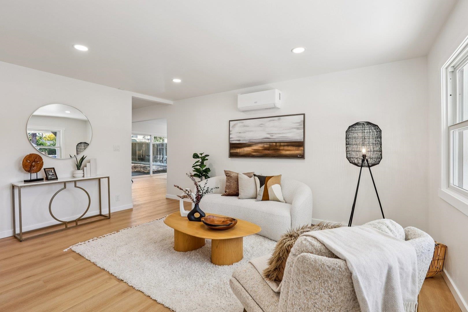 Detail Gallery Image 4 of 32 For 4185 Huckleberry Dr, Concord,  CA 94521 - 4 Beds | 2 Baths