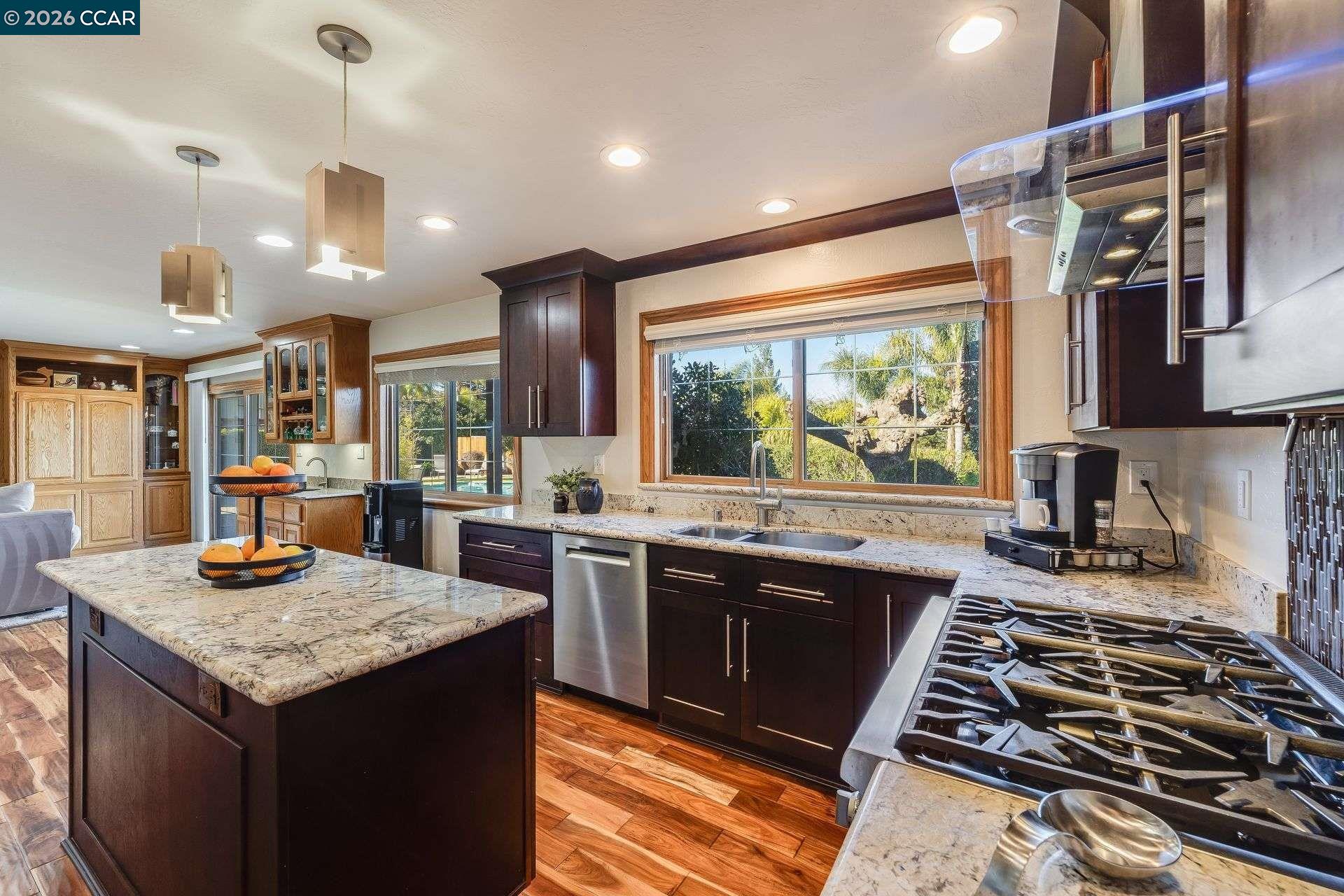 Detail Gallery Image 14 of 49 For 5817 Mitchell Canyon Ct, Clayton,  CA 94517 - 4 Beds | 2/1 Baths