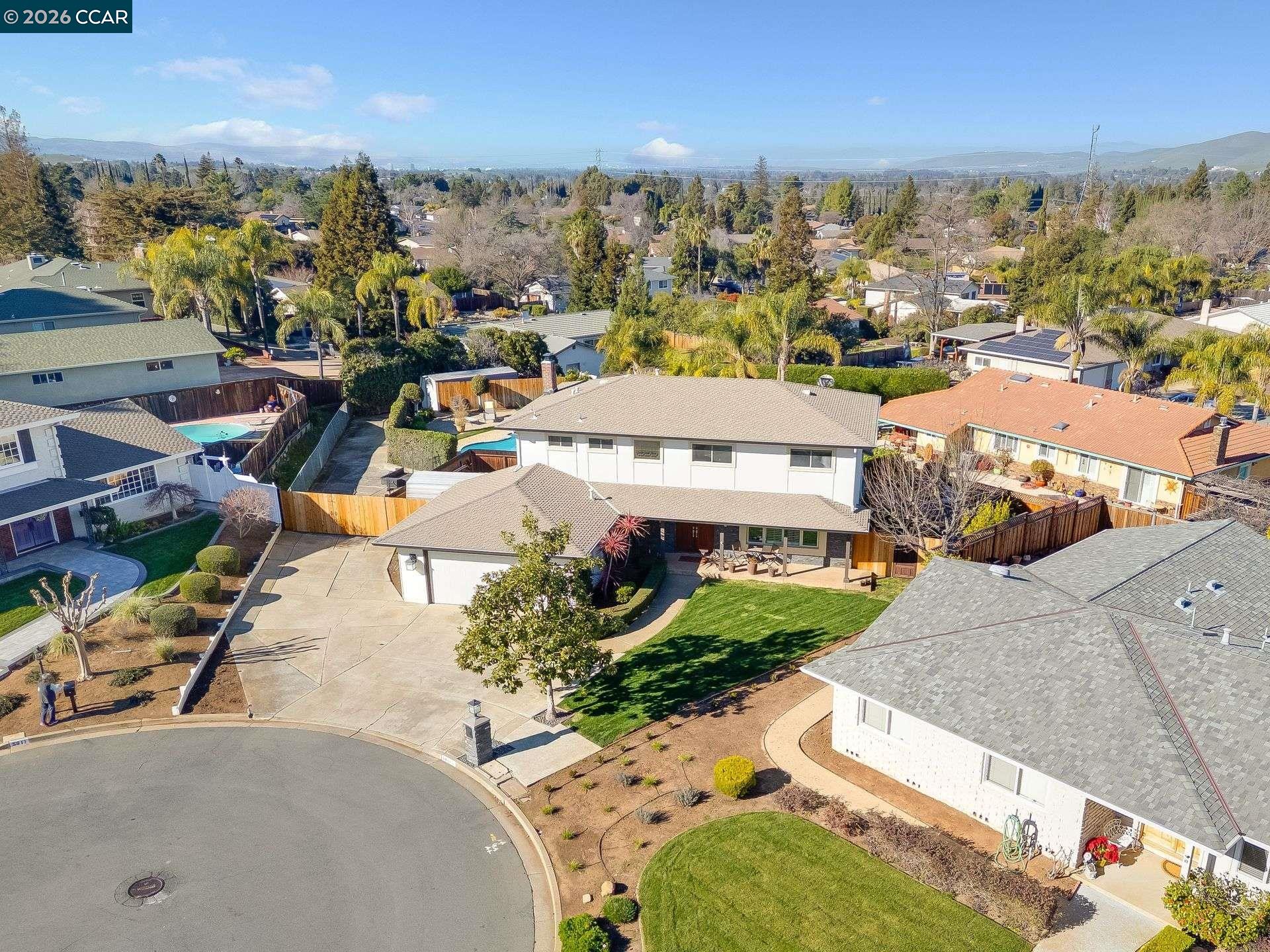 Detail Gallery Image 3 of 49 For 5817 Mitchell Canyon Ct, Clayton,  CA 94517 - 4 Beds | 2/1 Baths