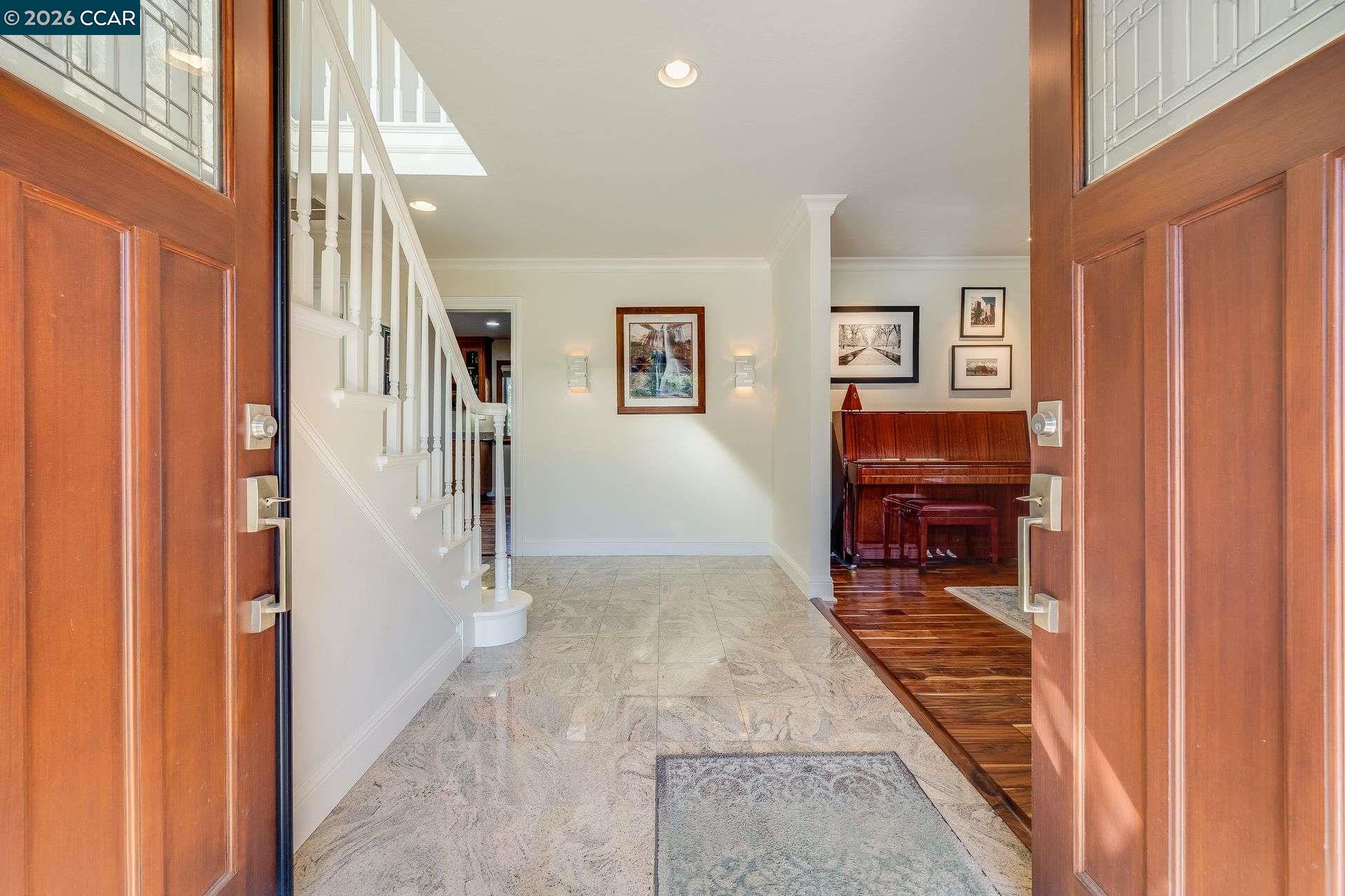 Detail Gallery Image 6 of 49 For 5817 Mitchell Canyon Ct, Clayton,  CA 94517 - 4 Beds | 2/1 Baths