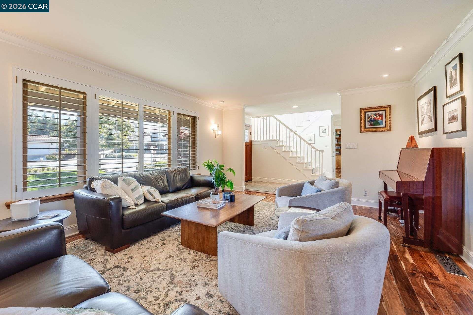 Detail Gallery Image 8 of 49 For 5817 Mitchell Canyon Ct, Clayton,  CA 94517 - 4 Beds | 2/1 Baths