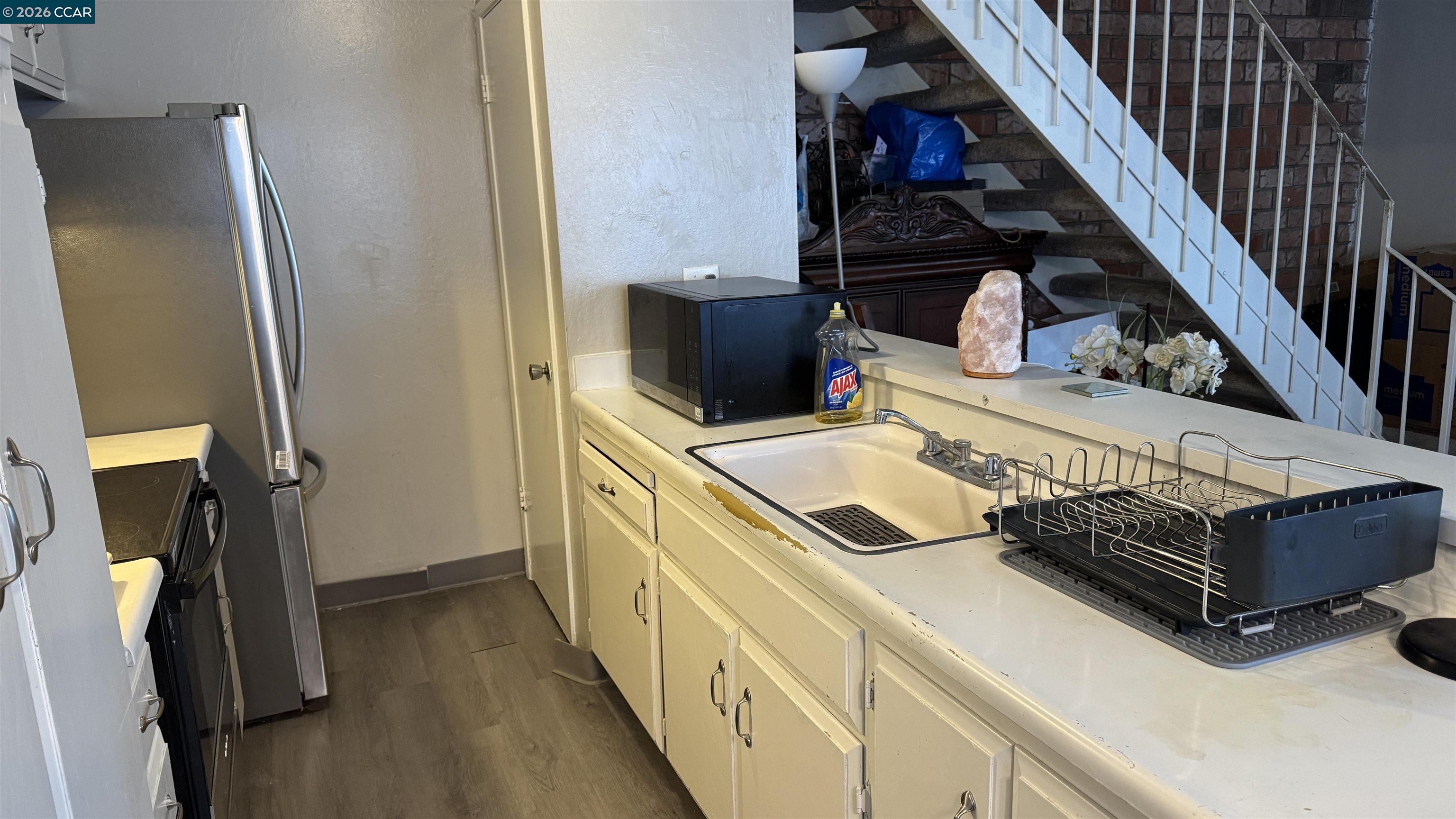 Detail Gallery Image 5 of 10 For 2122 Peppertree Way #2,  Antioch,  CA 94509 - 2 Beds | 1 Baths