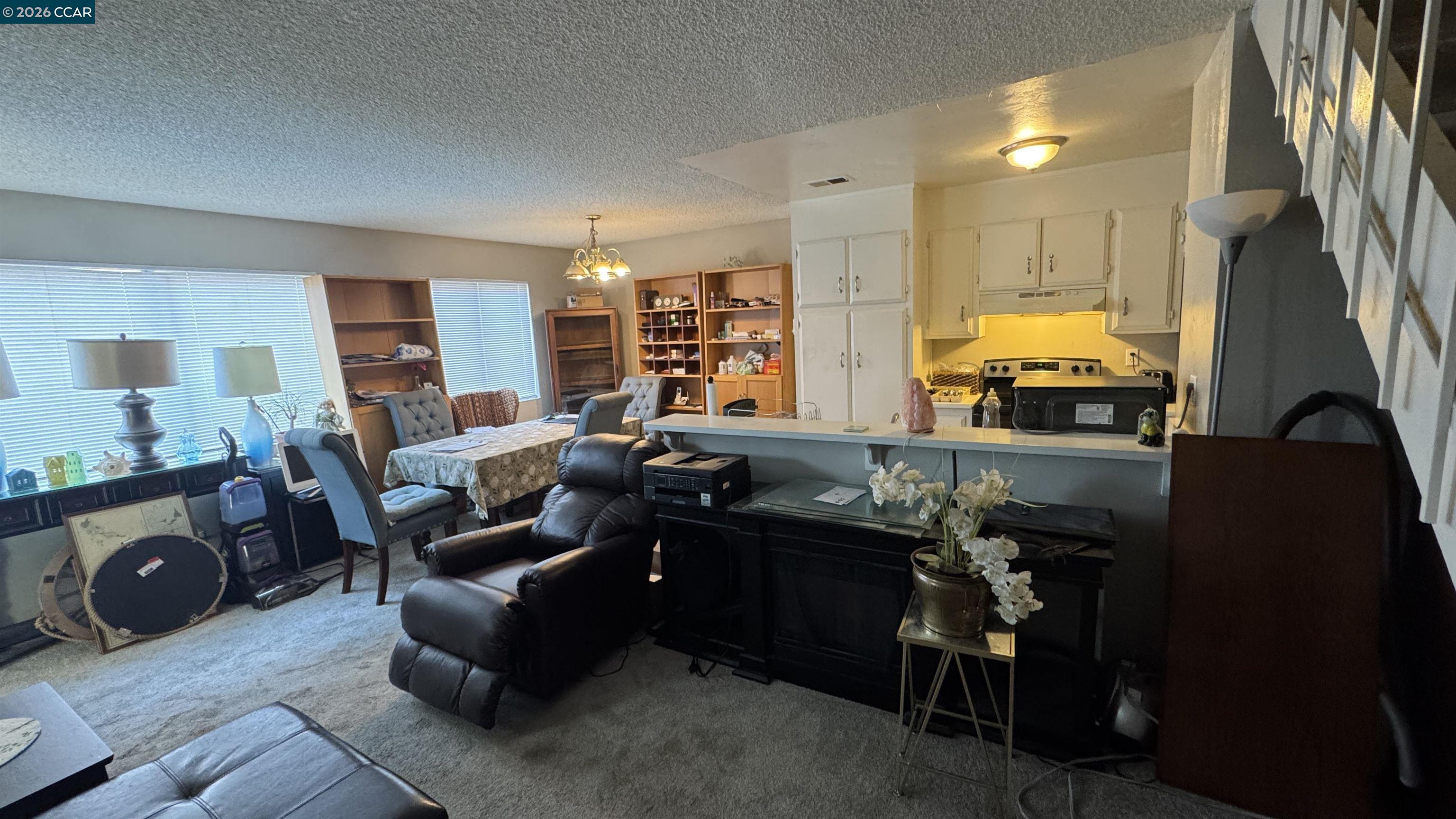 Detail Gallery Image 6 of 10 For 2122 Peppertree Way #2,  Antioch,  CA 94509 - 2 Beds | 1 Baths