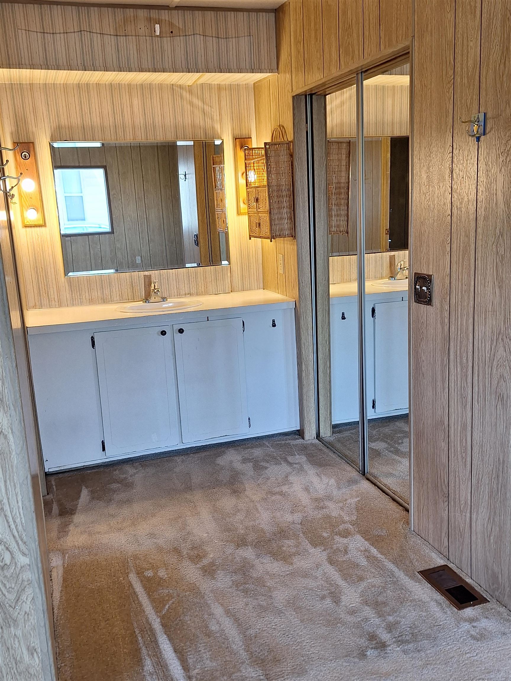 Detail Gallery Image 25 of 30 For 191 Santa Teresa, San Leandro,  CA 94579 - 2 Beds | 2 Baths