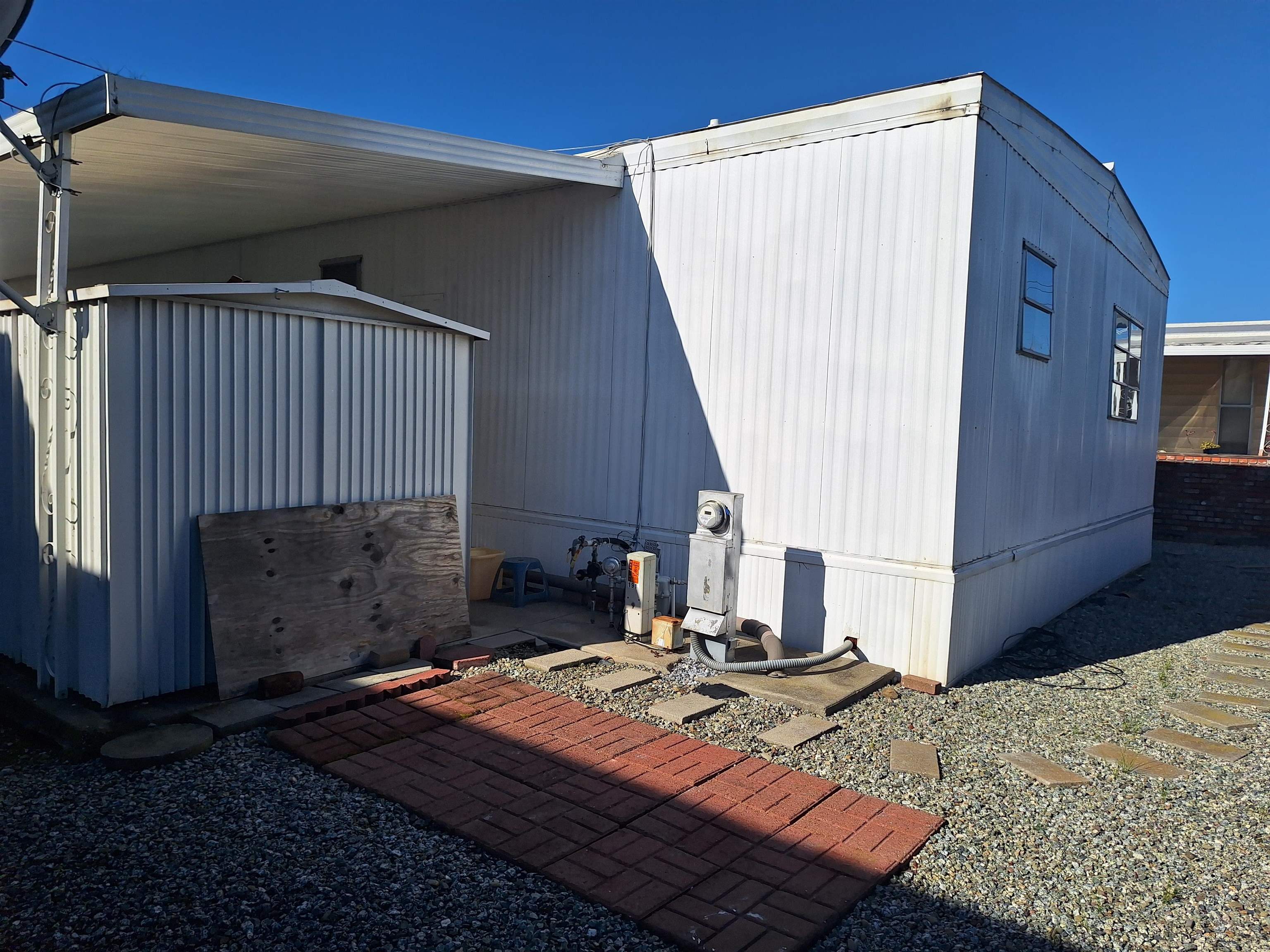 Detail Gallery Image 4 of 30 For 191 Santa Teresa, San Leandro,  CA 94579 - 2 Beds | 2 Baths