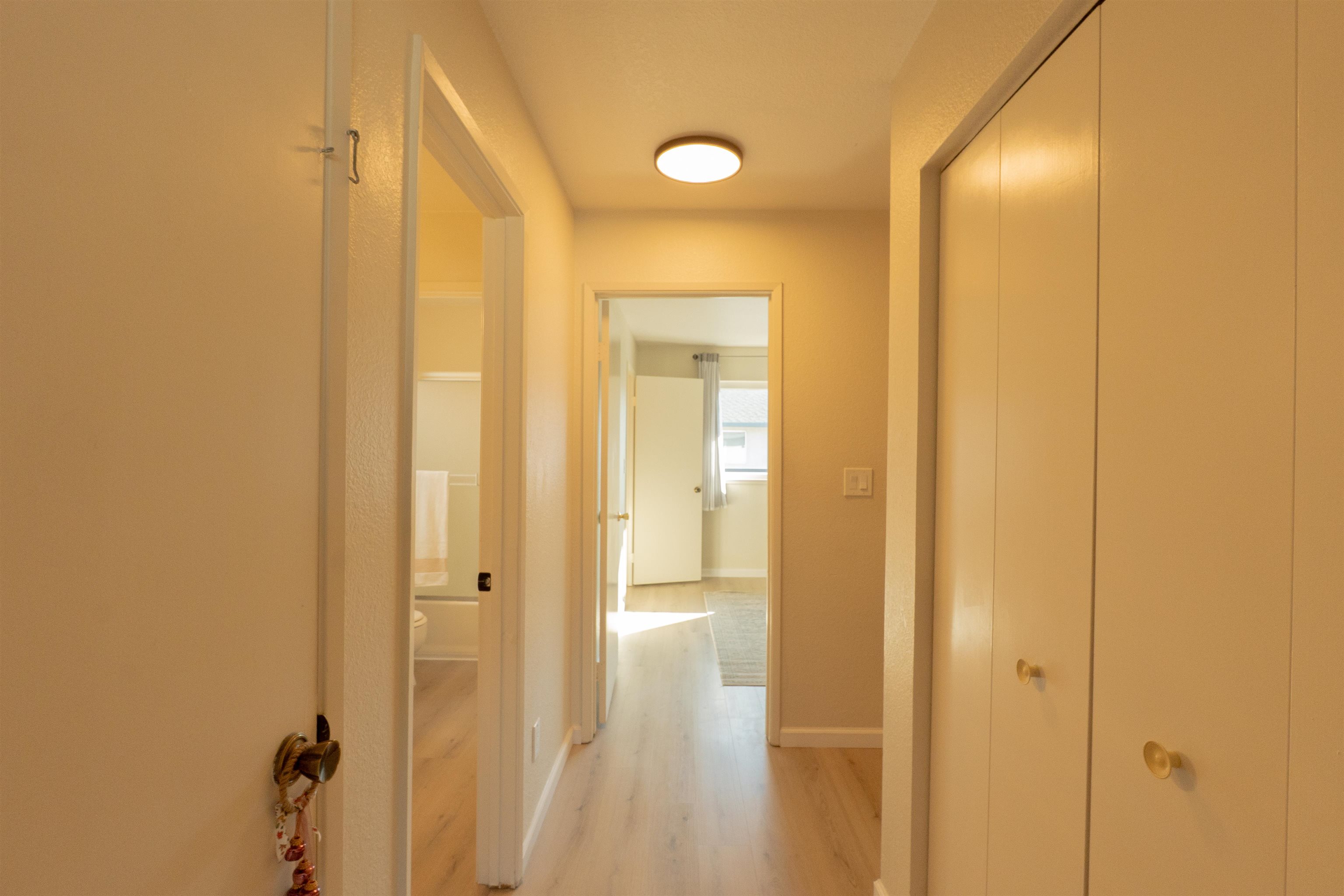 Detail Gallery Image 29 of 37 For 595 Blossom Way #10,  Hayward,  CA 94541 - 2 Beds | 1/1 Baths