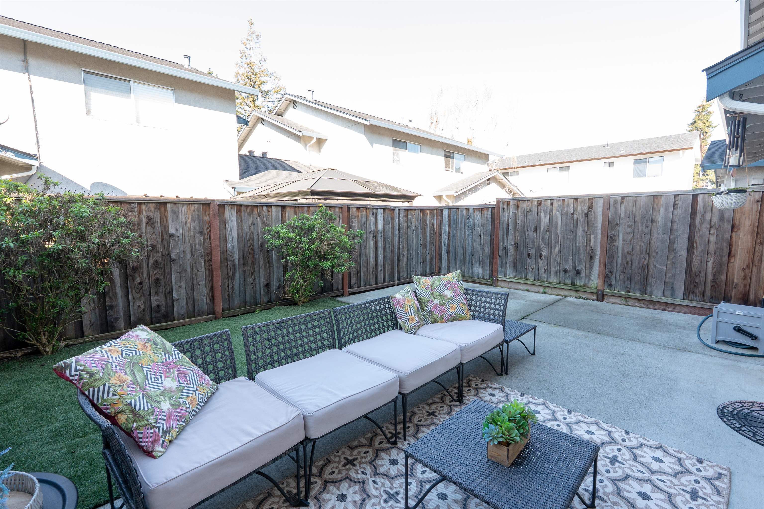 Detail Gallery Image 37 of 37 For 595 Blossom Way #10,  Hayward,  CA 94541 - 2 Beds | 1/1 Baths