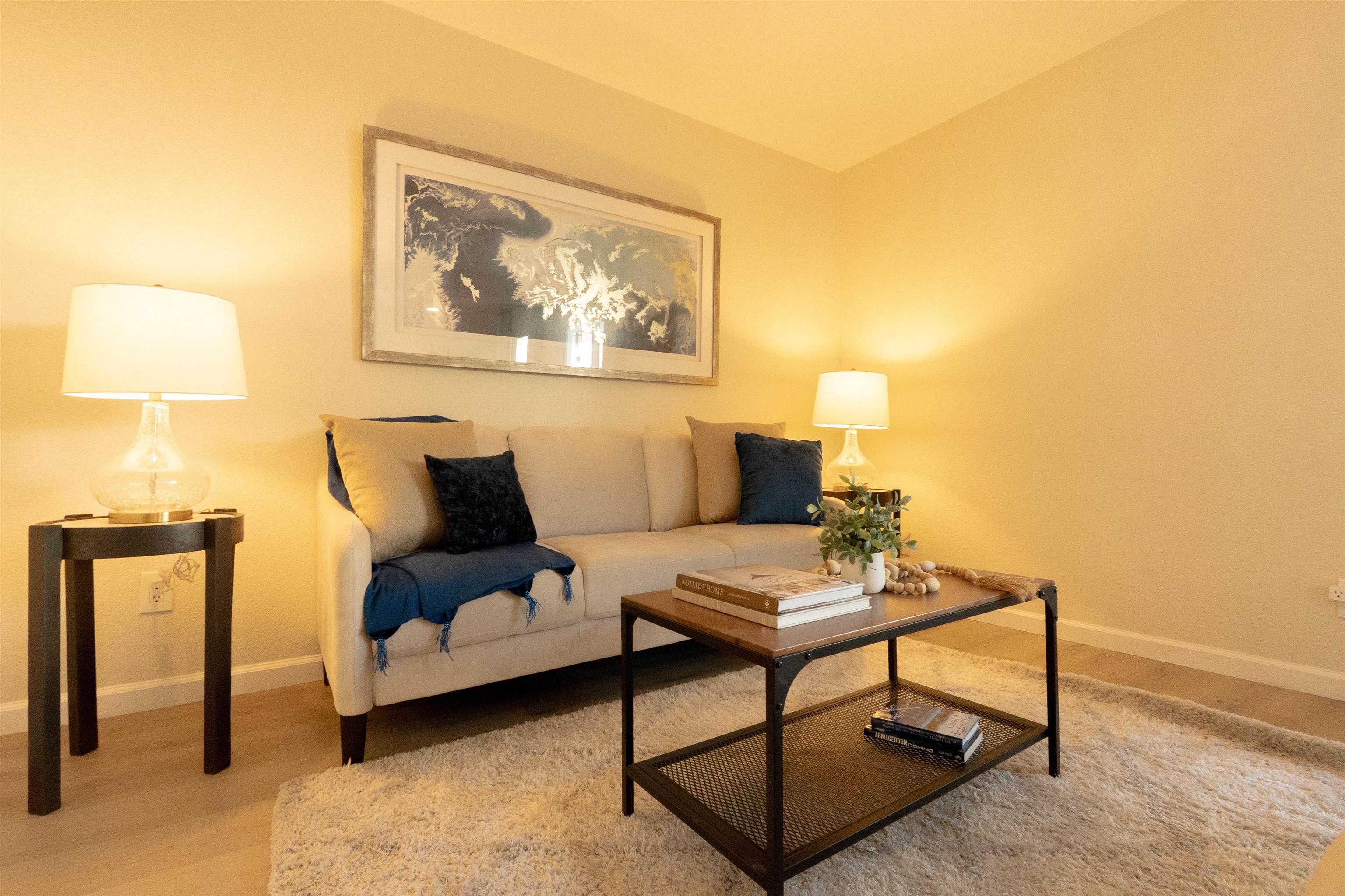 Detail Gallery Image 6 of 37 For 595 Blossom Way #10,  Hayward,  CA 94541 - 2 Beds | 1/1 Baths