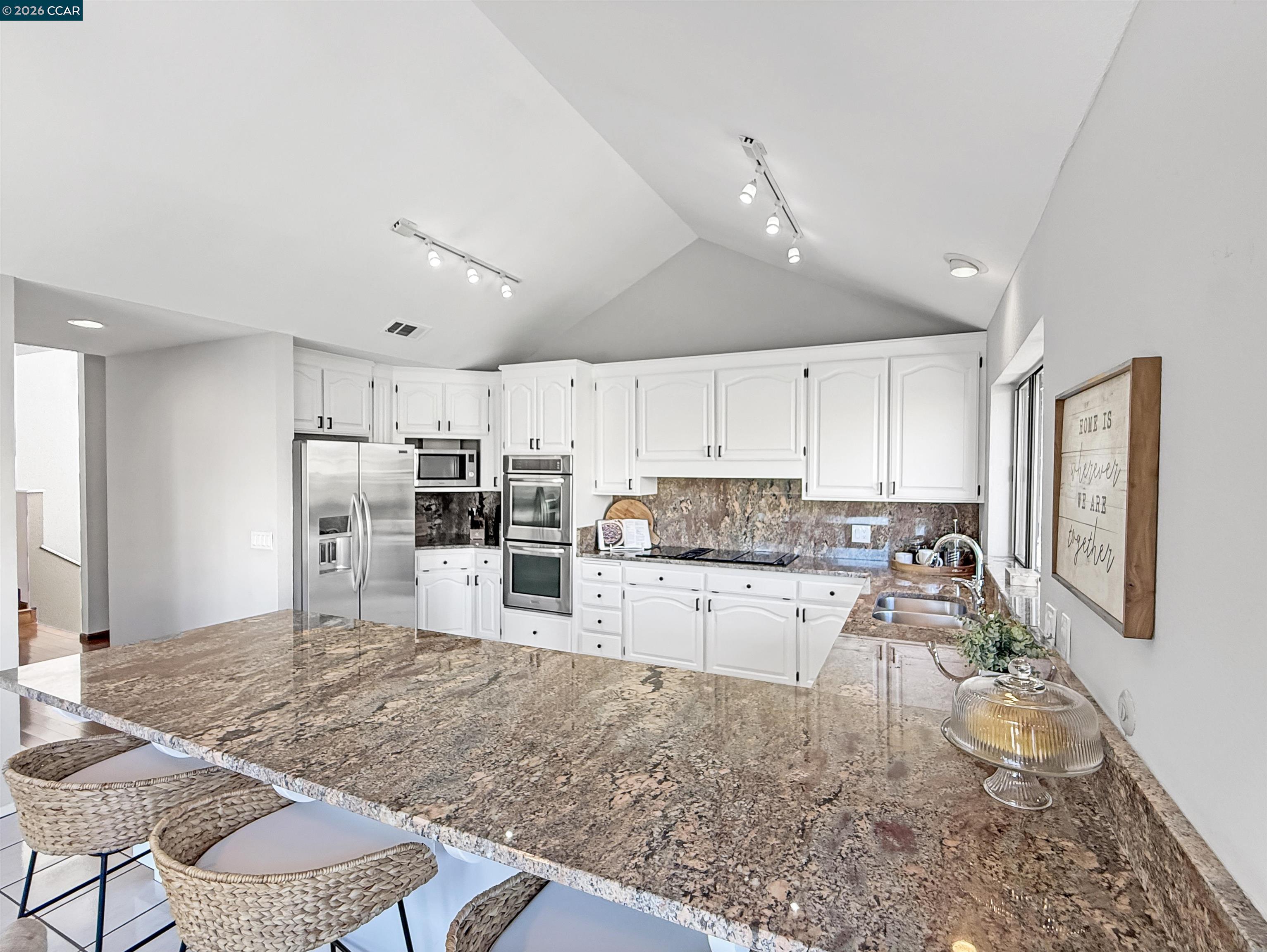 Detail Gallery Image 11 of 40 For 130 Hillcroft Way, Walnut Creek,  CA 94597 - 4 Beds | 3/1 Baths