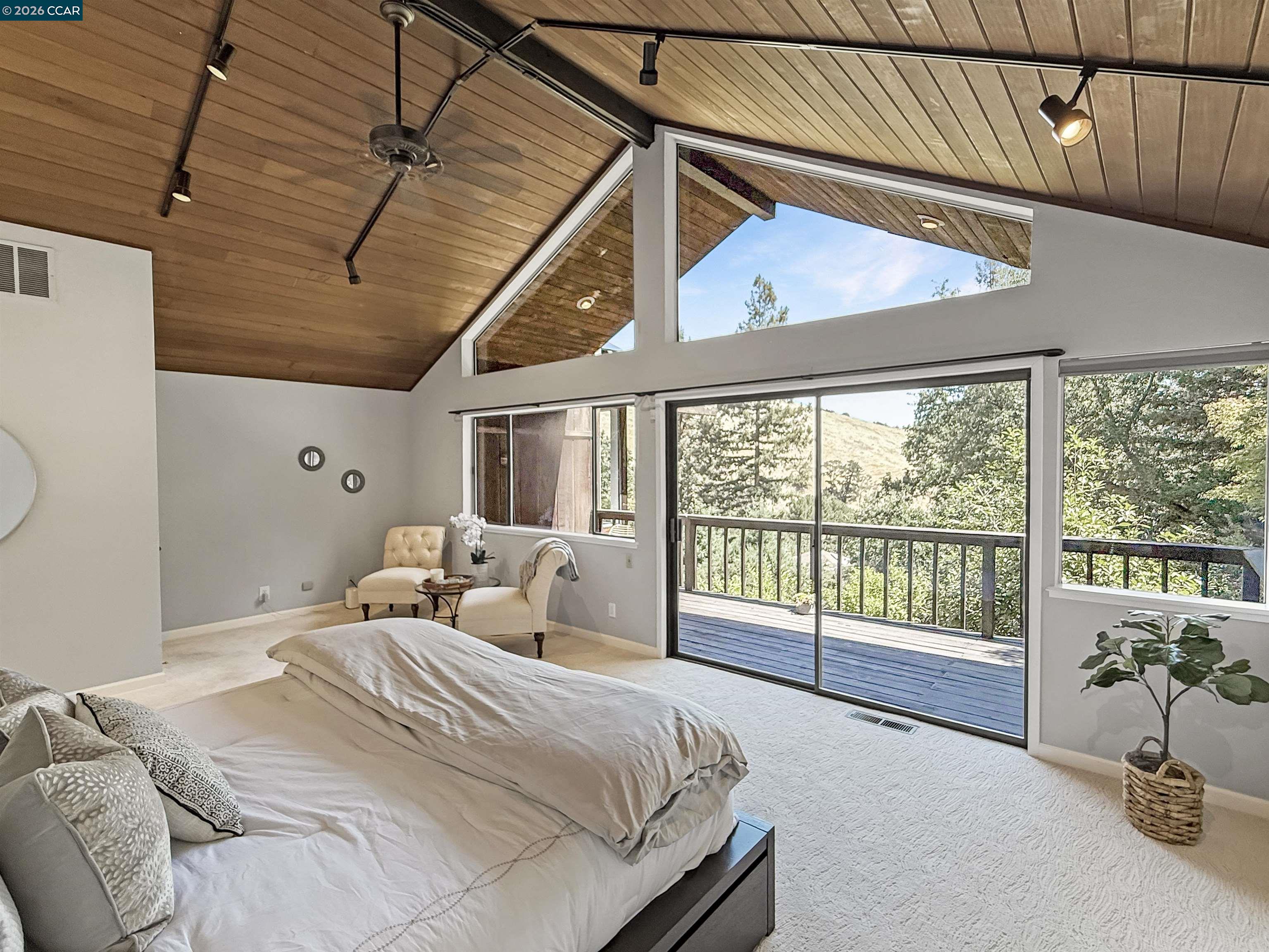 Detail Gallery Image 20 of 40 For 130 Hillcroft Way, Walnut Creek,  CA 94597 - 4 Beds | 3/1 Baths