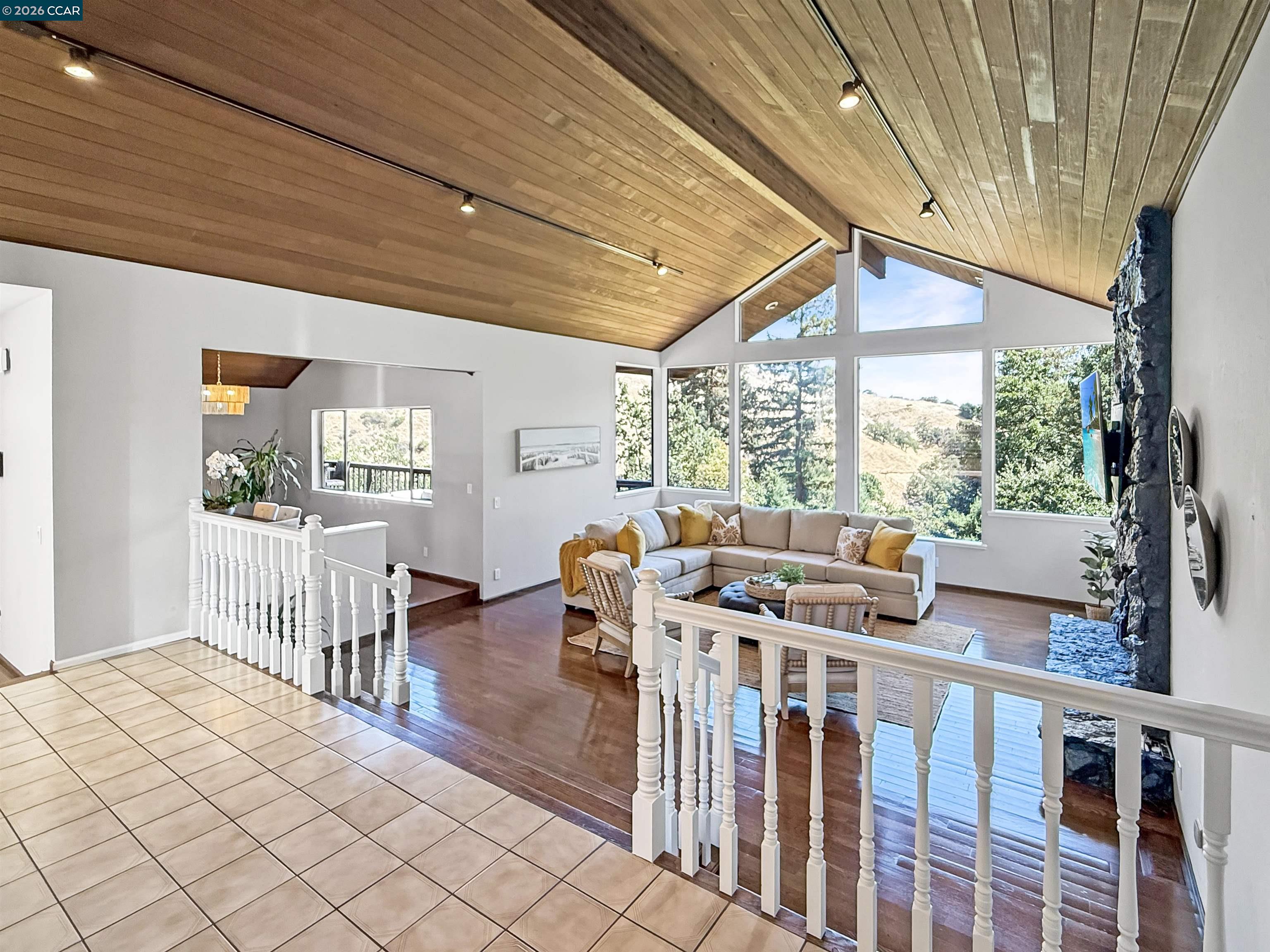 Detail Gallery Image 5 of 40 For 130 Hillcroft Way, Walnut Creek,  CA 94597 - 4 Beds | 3/1 Baths