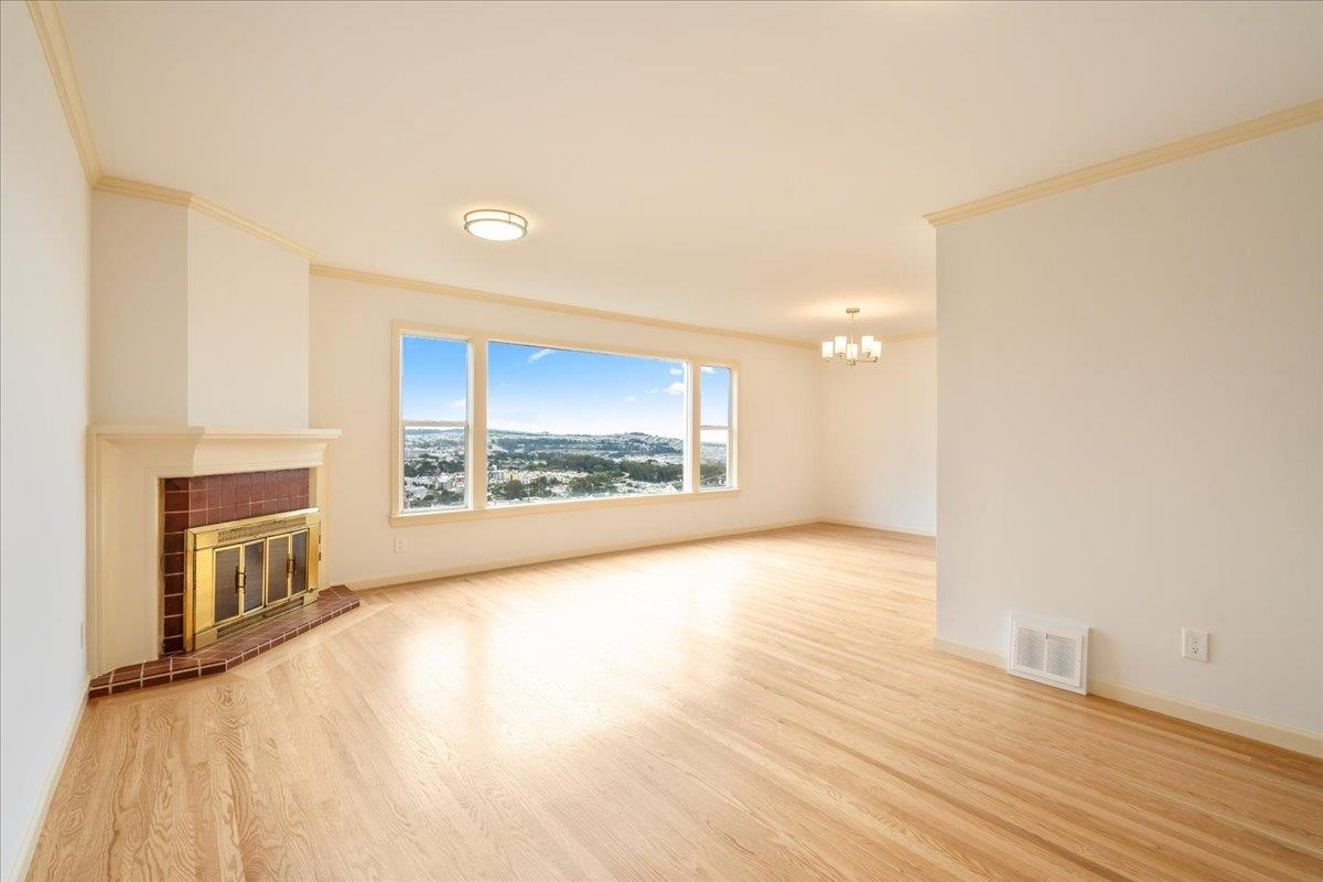 Detail Gallery Image 13 of 60 For 121 Shields St, San Francisco,  CA 94132 - 2 Beds | 1 Baths