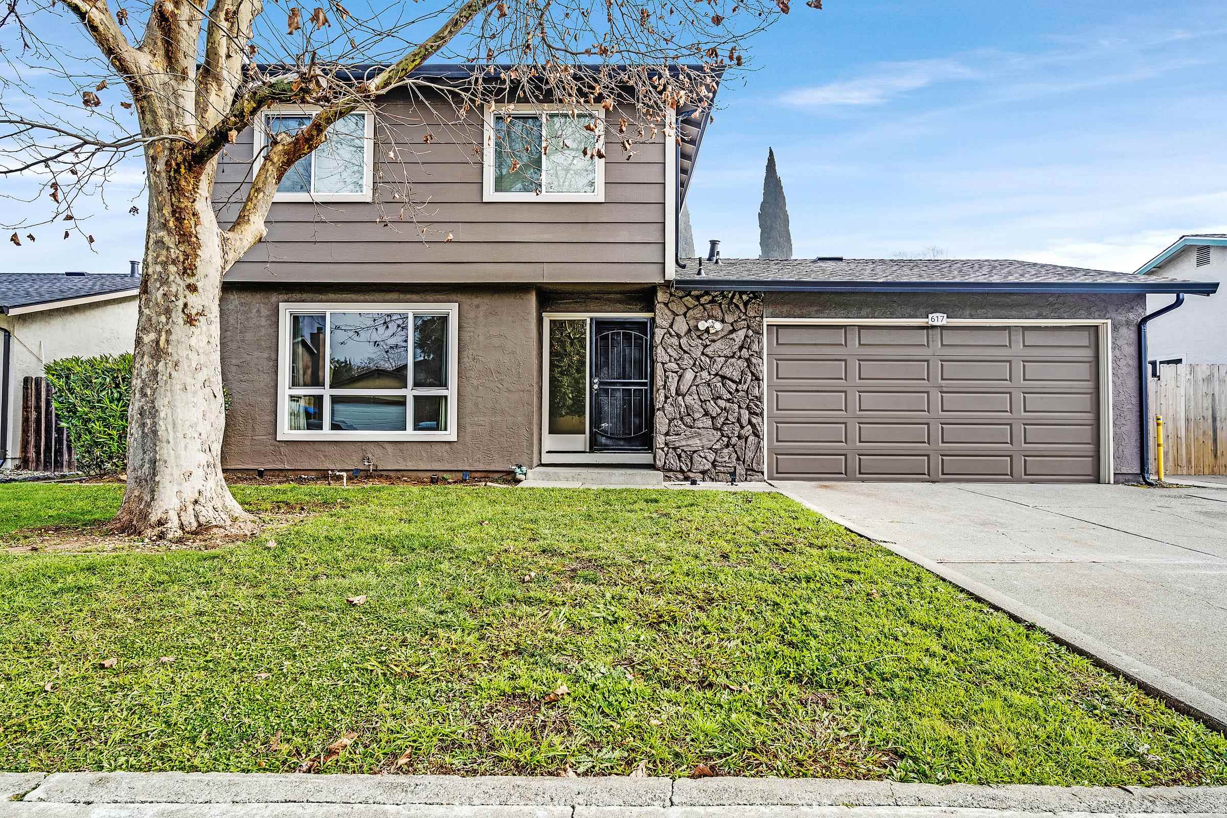 Detail Gallery Image 2 of 43 For 617 Skylark Dr, Suisun City,  CA 94585 - 3 Beds | 2/1 Baths