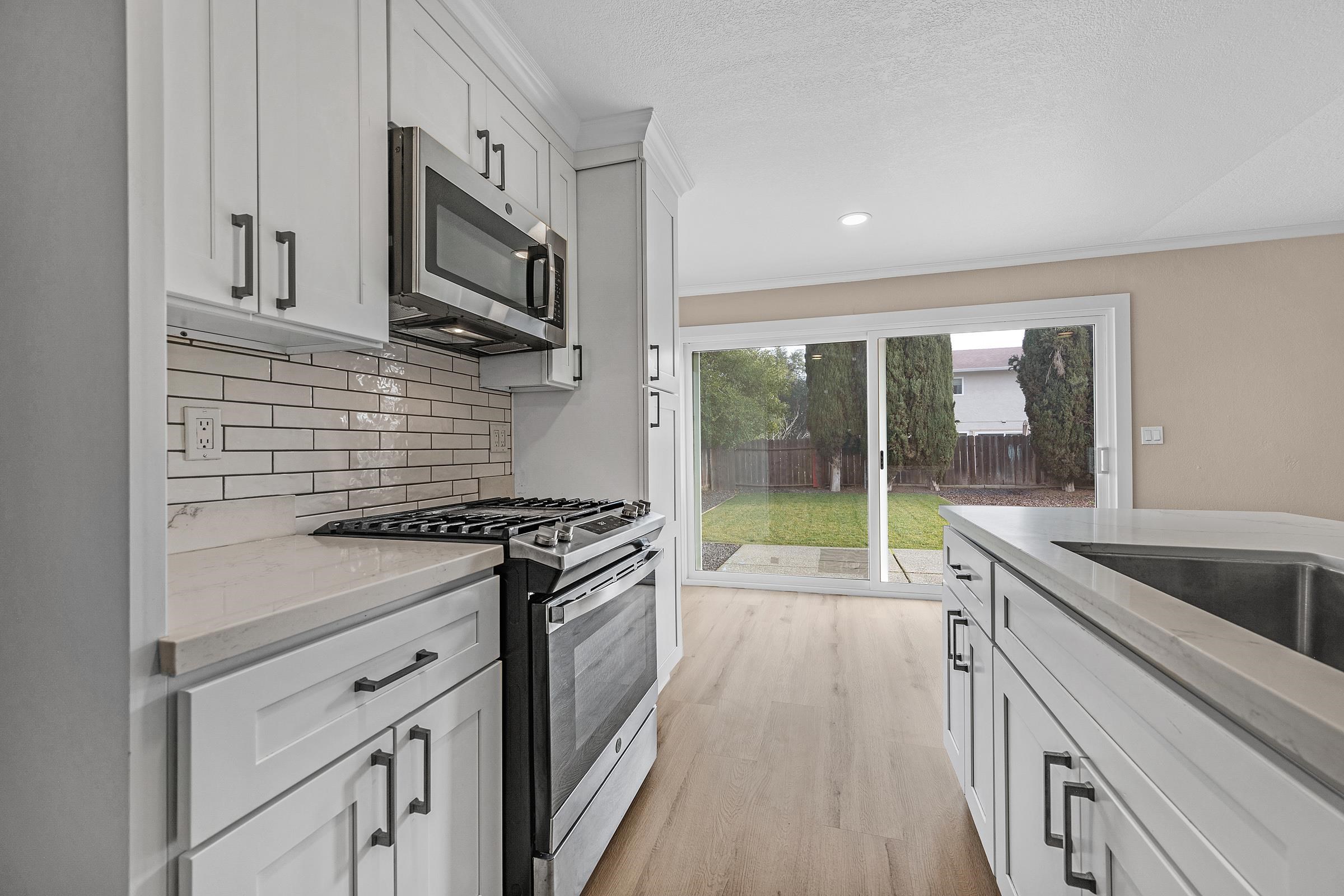 Detail Gallery Image 11 of 43 For 617 Skylark Dr, Suisun City,  CA 94585 - 3 Beds | 2/1 Baths