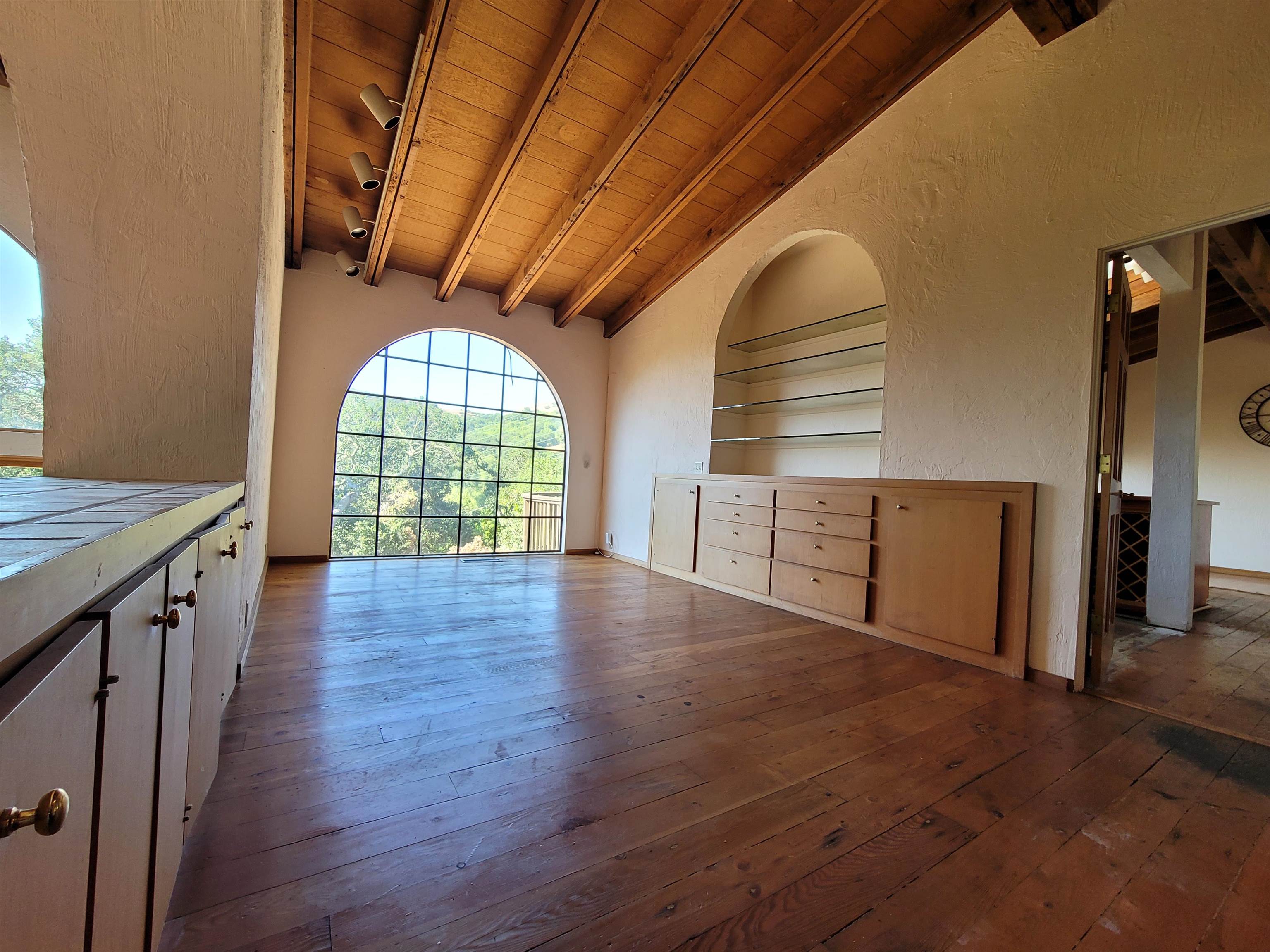 Detail Gallery Image 20 of 59 For 40 Hilldale Ct, Orinda,  CA 94563 - 5 Beds | 4/1 Baths