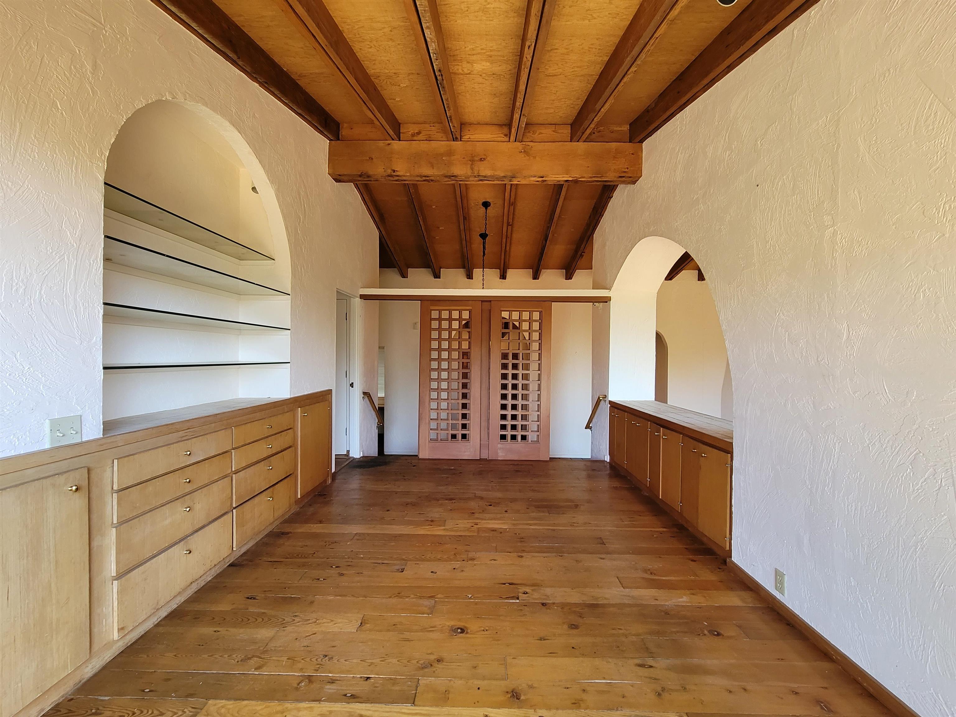 Detail Gallery Image 21 of 59 For 40 Hilldale Ct, Orinda,  CA 94563 - 5 Beds | 4/1 Baths