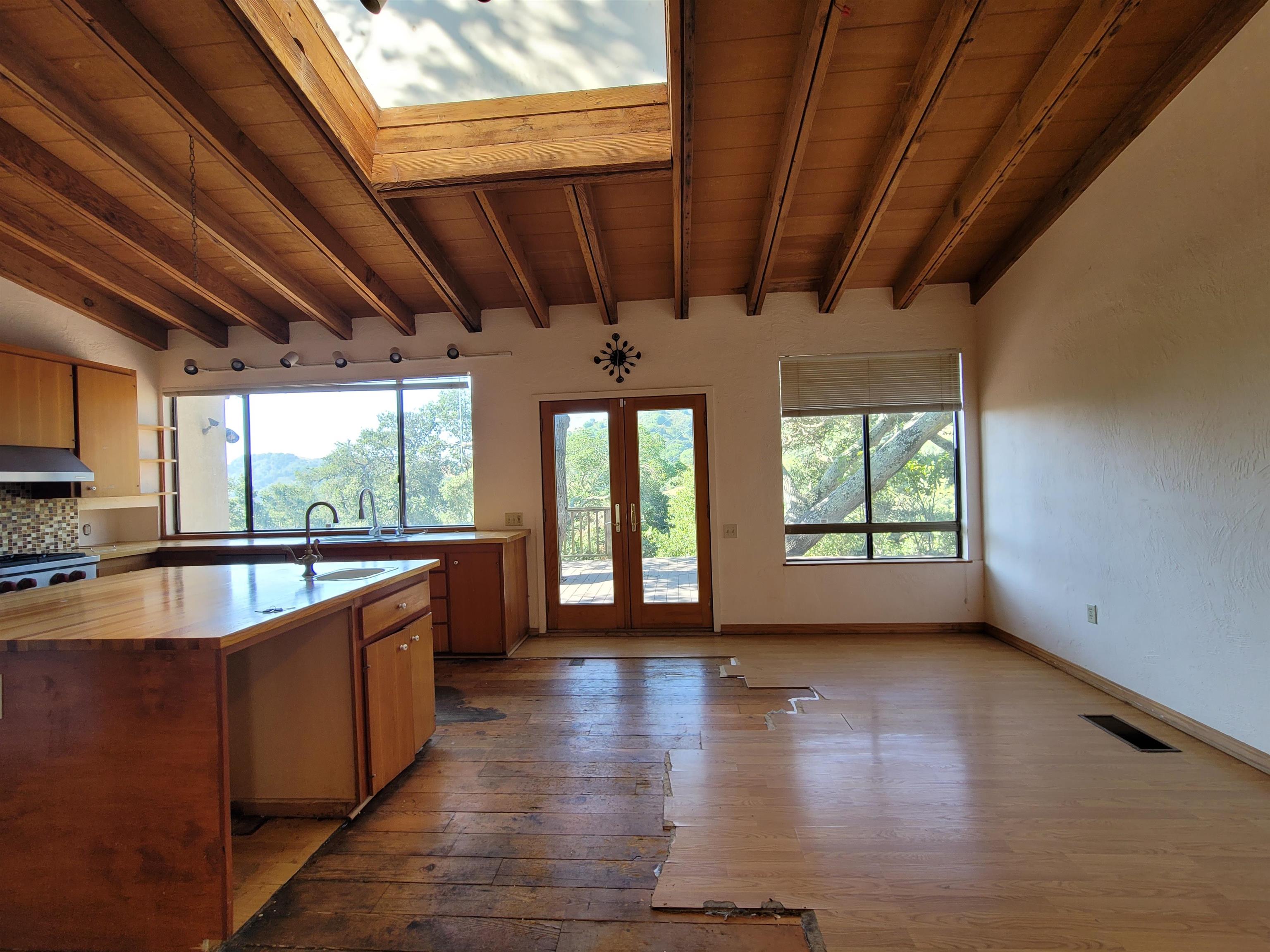 Detail Gallery Image 25 of 59 For 40 Hilldale Ct, Orinda,  CA 94563 - 5 Beds | 4/1 Baths