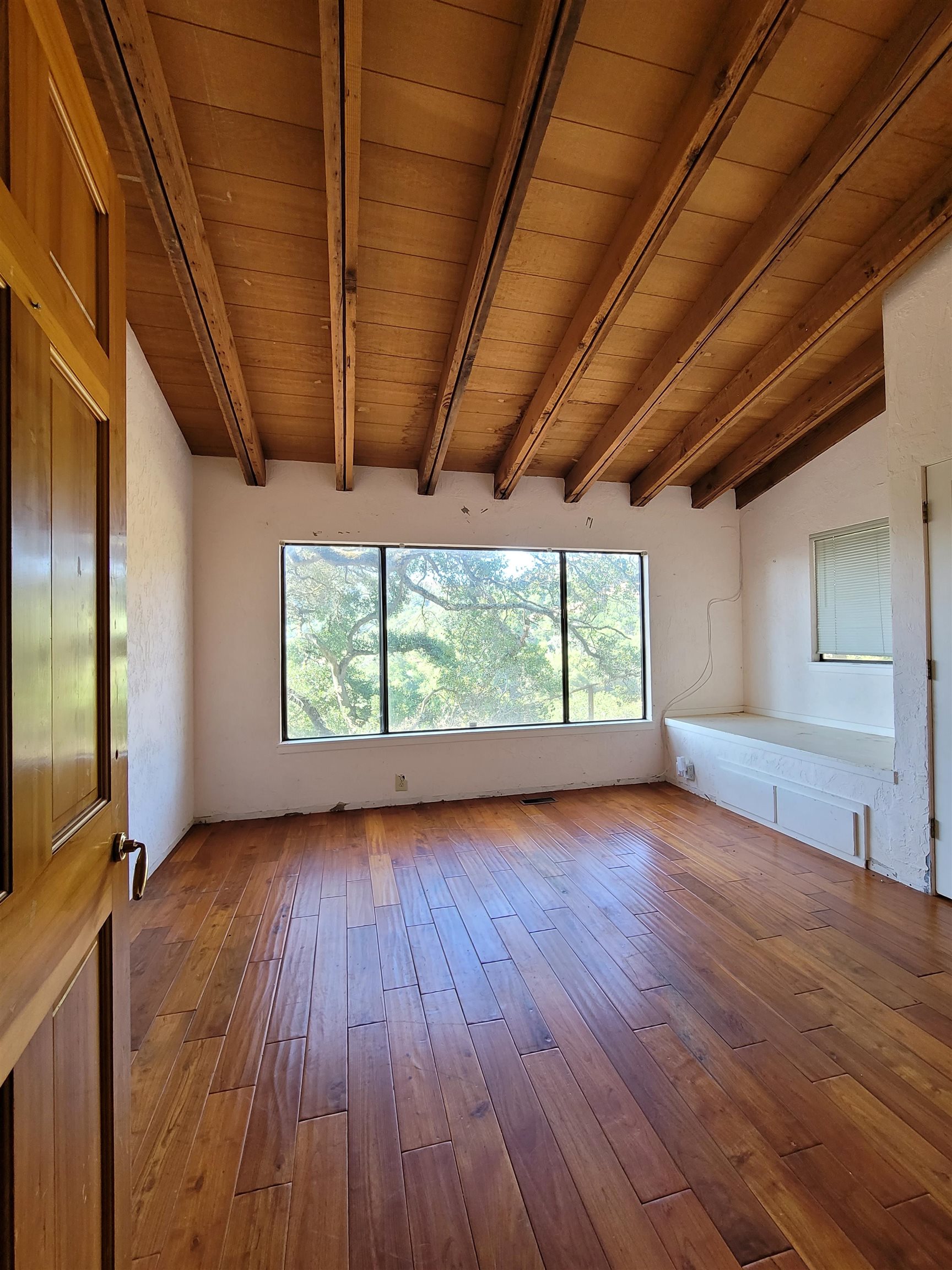 Detail Gallery Image 30 of 59 For 40 Hilldale Ct, Orinda,  CA 94563 - 5 Beds | 4/1 Baths