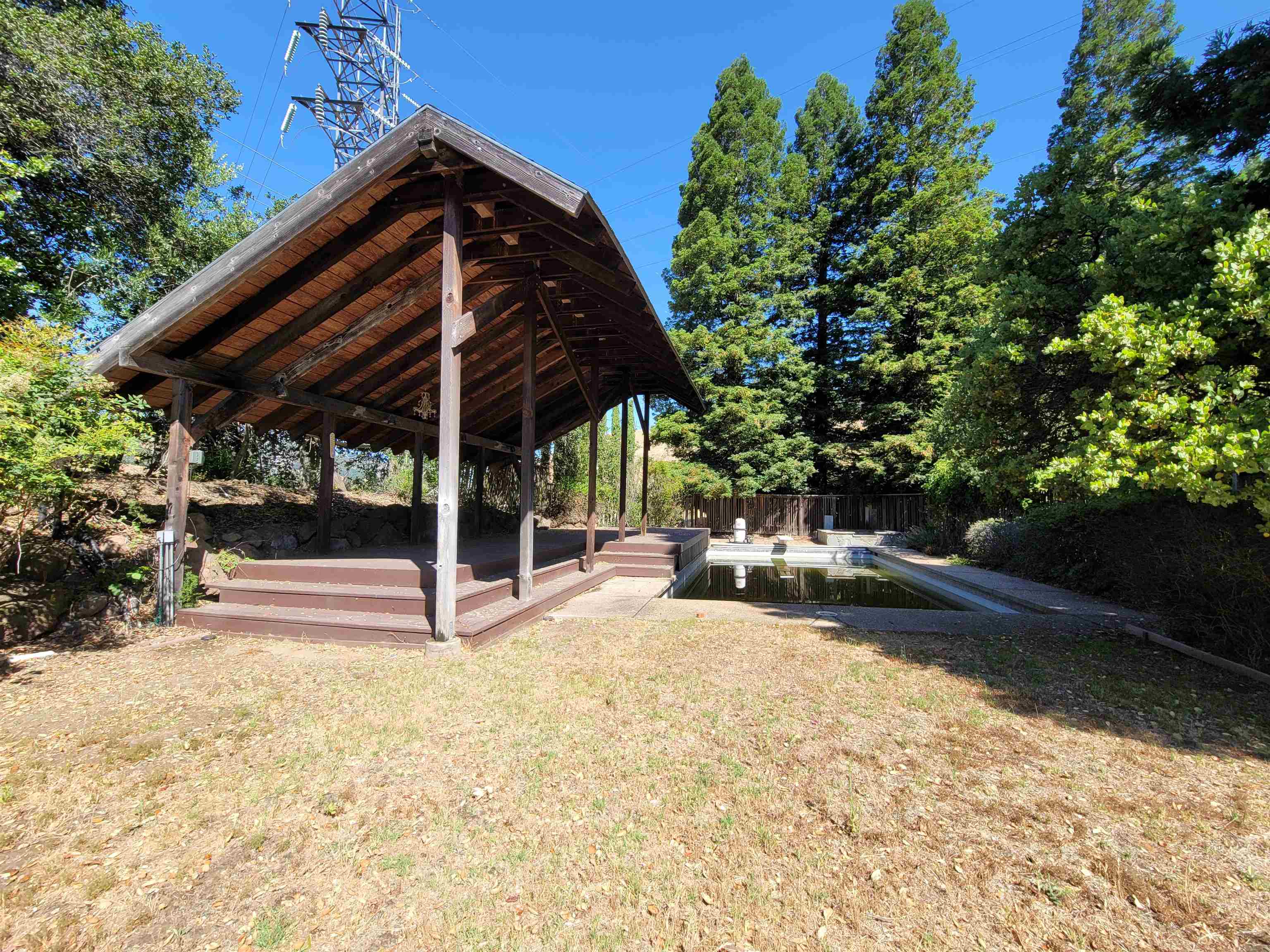 Detail Gallery Image 45 of 59 For 40 Hilldale Ct, Orinda,  CA 94563 - 5 Beds | 4/1 Baths