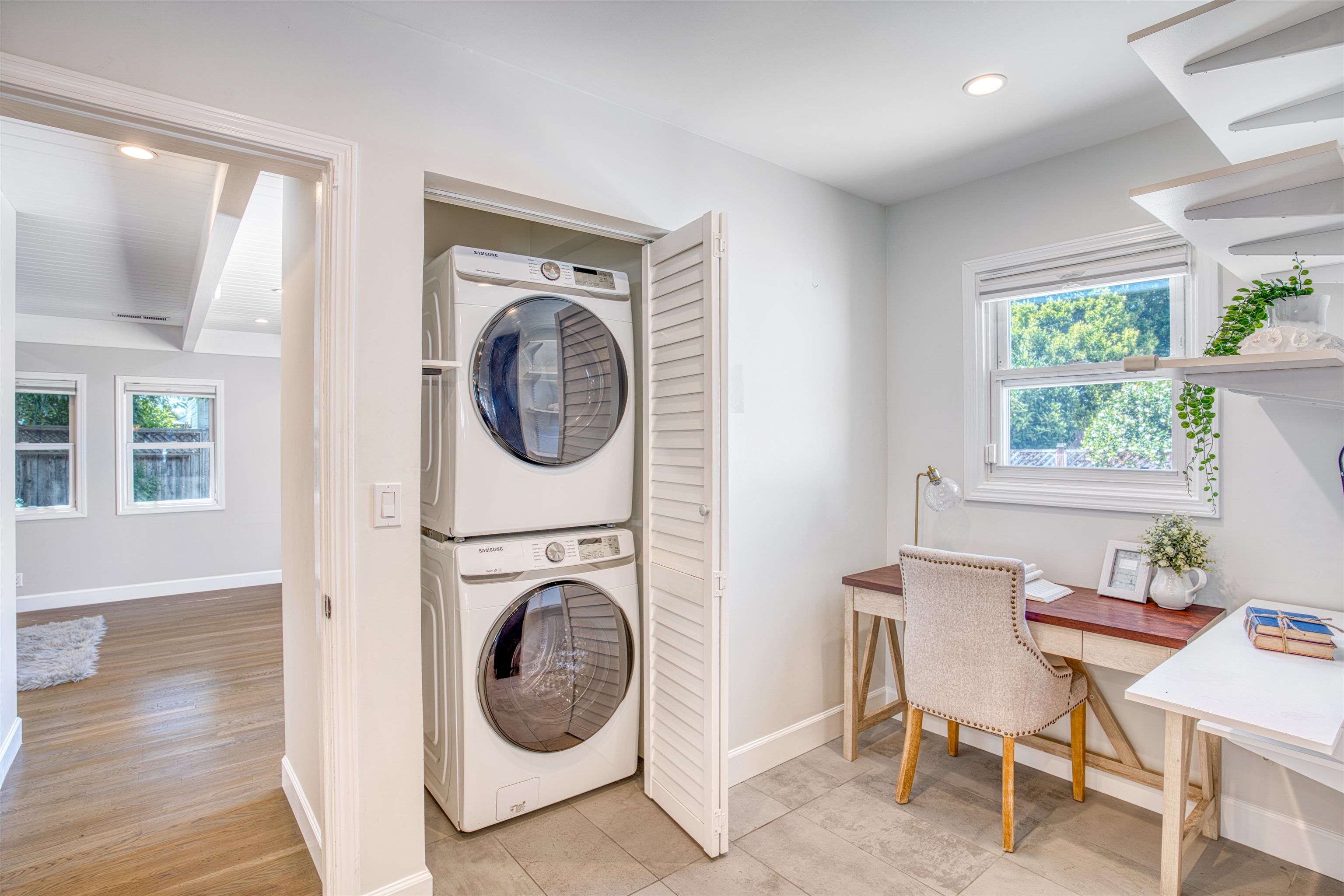 Detail Gallery Image 15 of 56 For 337 Farrelly Dr, San Leandro,  CA 94577 - 4 Beds | 4 Baths