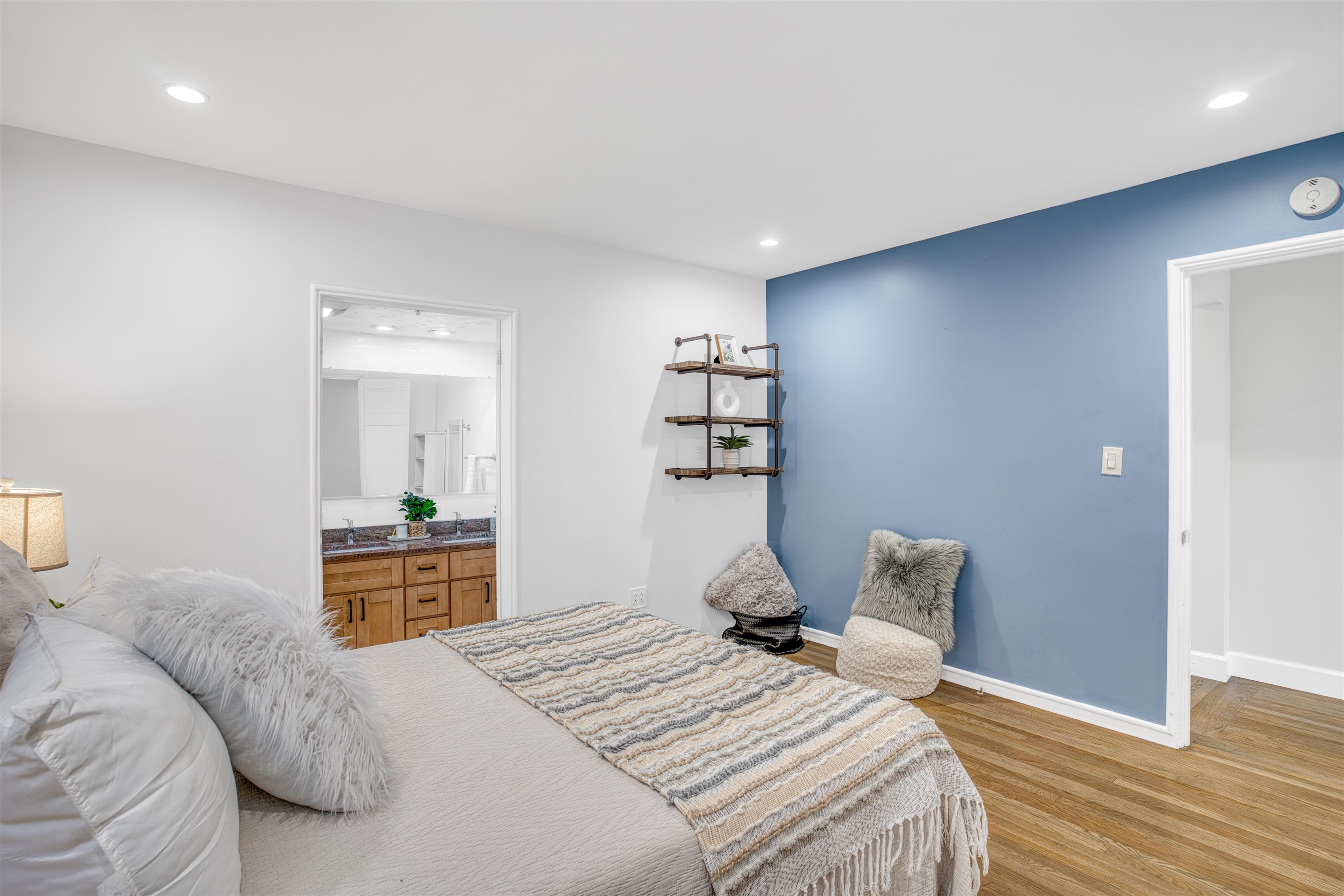 Detail Gallery Image 19 of 56 For 337 Farrelly Dr, San Leandro,  CA 94577 - 4 Beds | 4 Baths