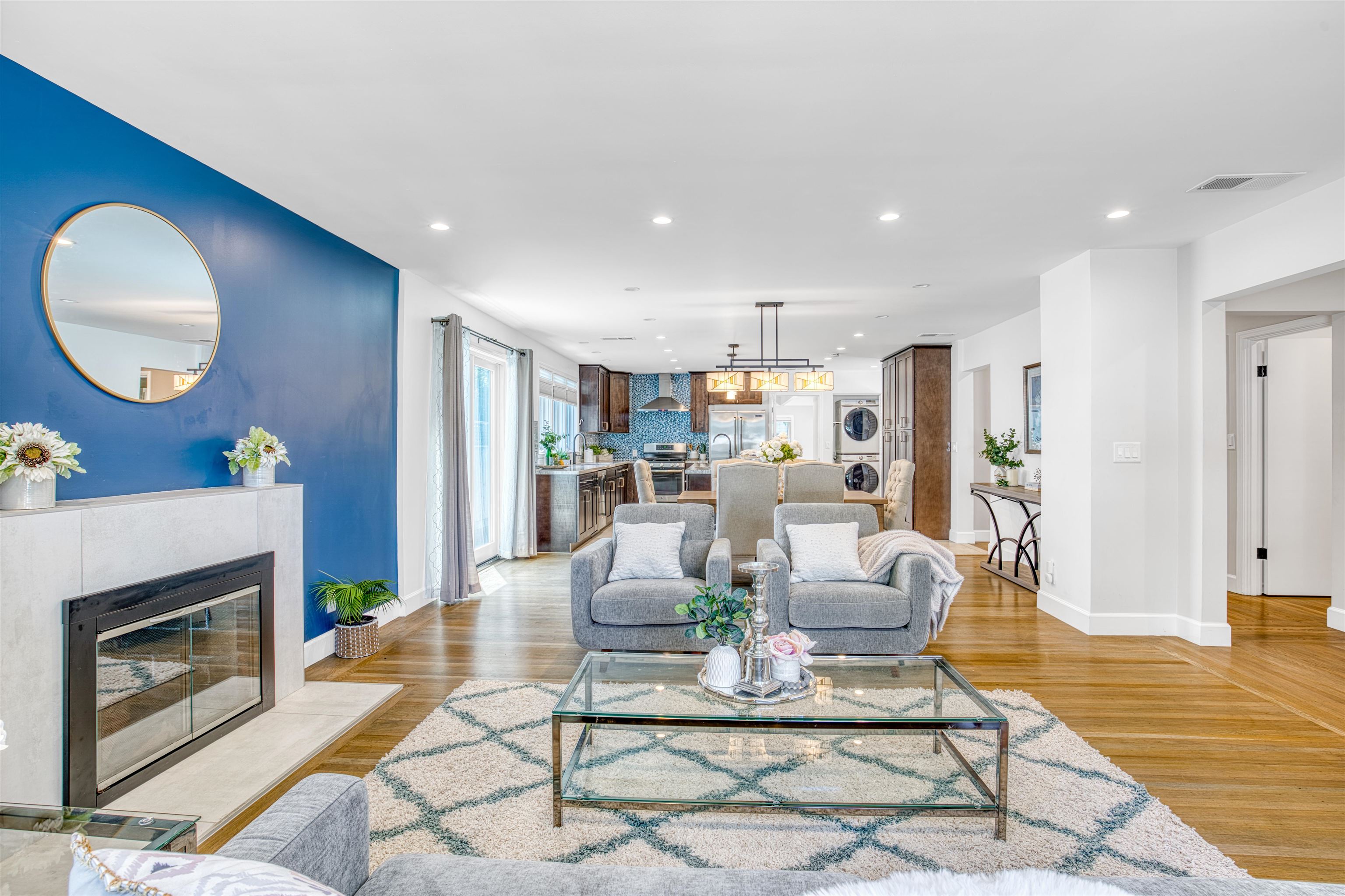 Detail Gallery Image 4 of 56 For 337 Farrelly Dr, San Leandro,  CA 94577 - 4 Beds | 4 Baths