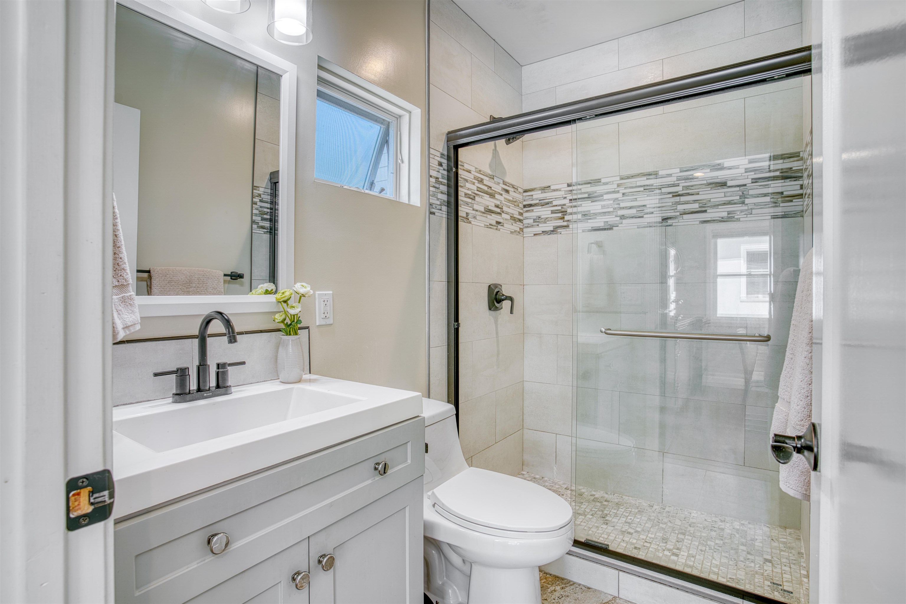 Detail Gallery Image 46 of 56 For 337 Farrelly Dr, San Leandro,  CA 94577 - 4 Beds | 4 Baths