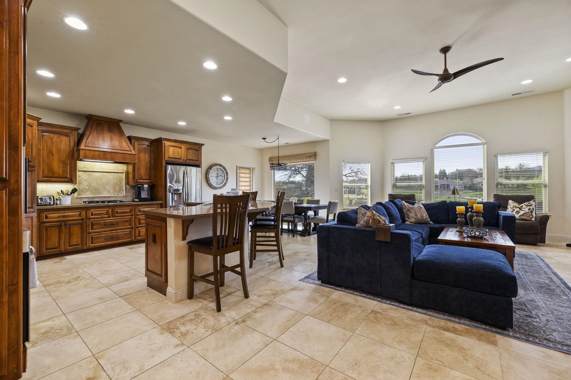 Detail Gallery Image 6 of 39 For 16 Flagstone Court Lot#31, Copperopolis,  CA 95228 - 3 Beds | 3/1 Baths