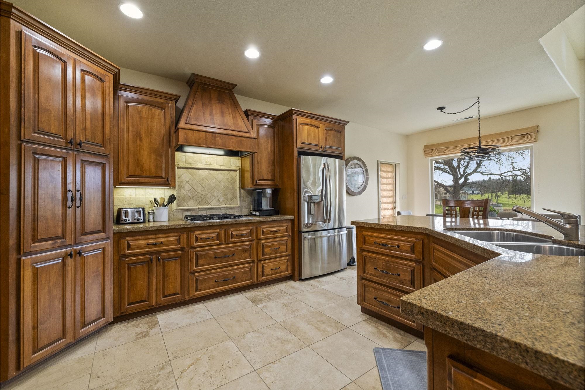 Detail Gallery Image 9 of 39 For 16 Flagstone Court Lot#31, Copperopolis,  CA 95228 - 3 Beds | 3/1 Baths