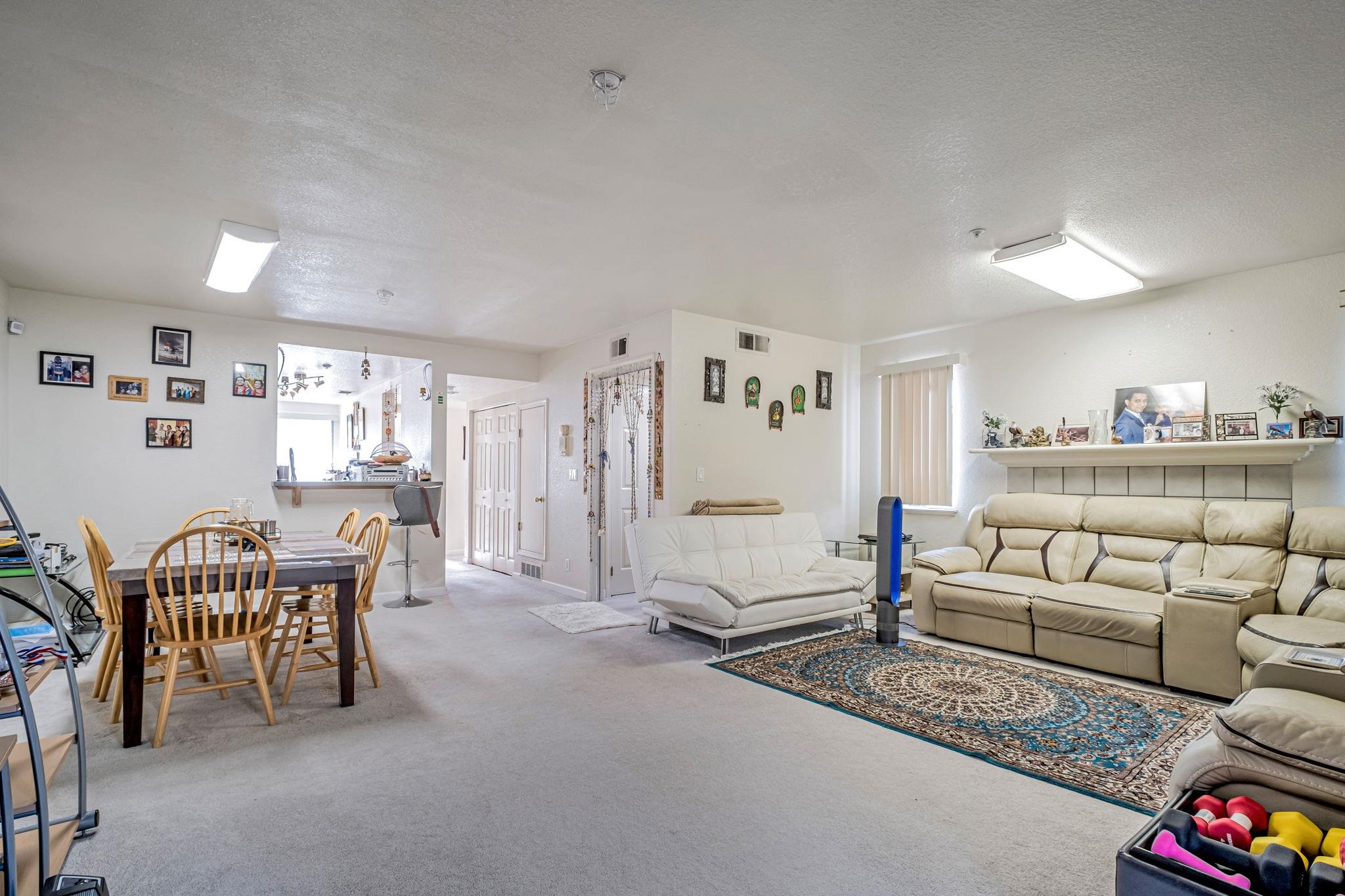 Detail Gallery Image 7 of 32 For 73 Fernridge Ct, Hayward,  CA 94544 - 3 Beds | 2/1 Baths