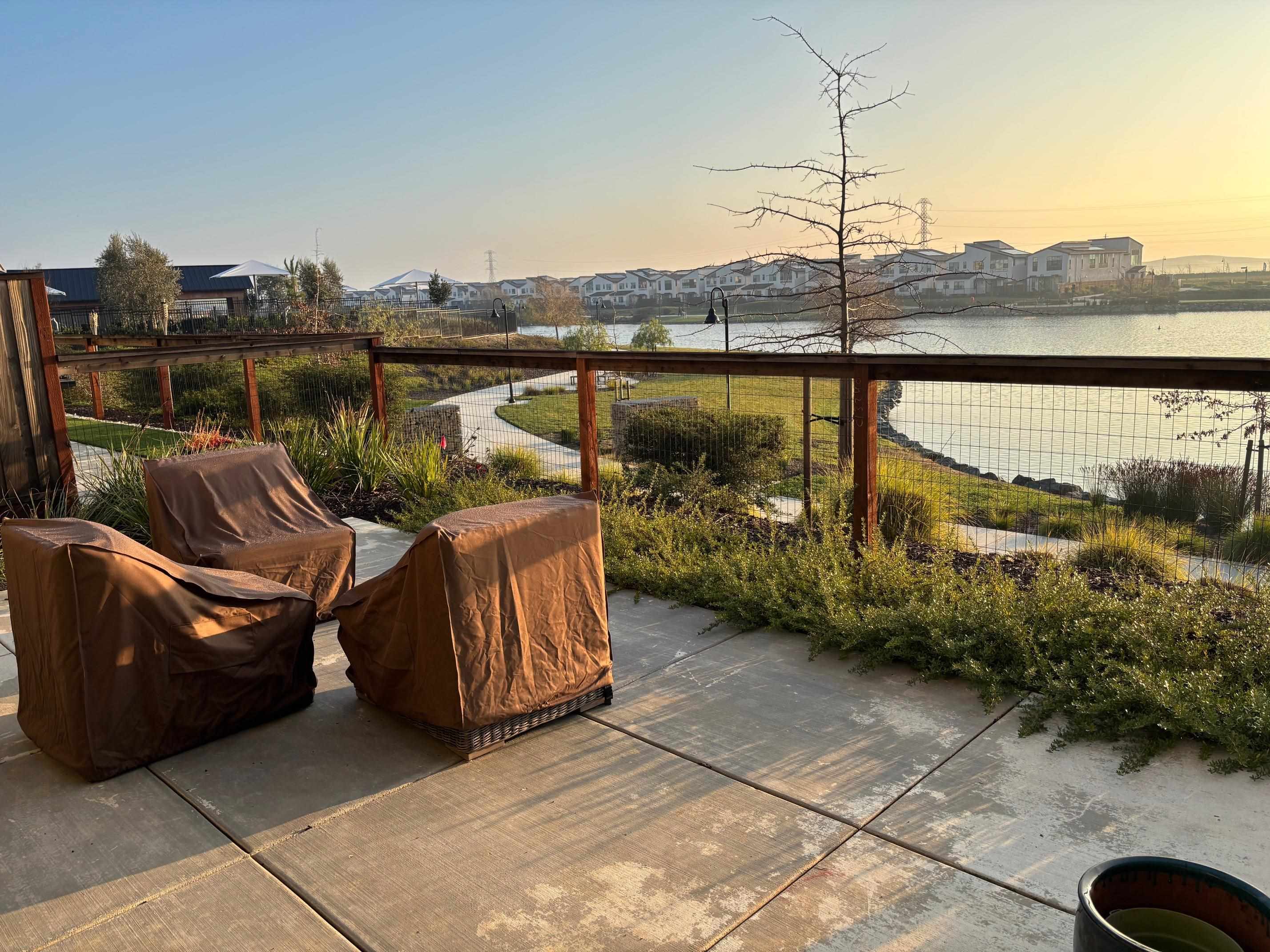 Detail Gallery Image 3 of 22 For 2282 Solace Vis, Fairfield,  CA 94533 - 2 Beds | 2 Baths